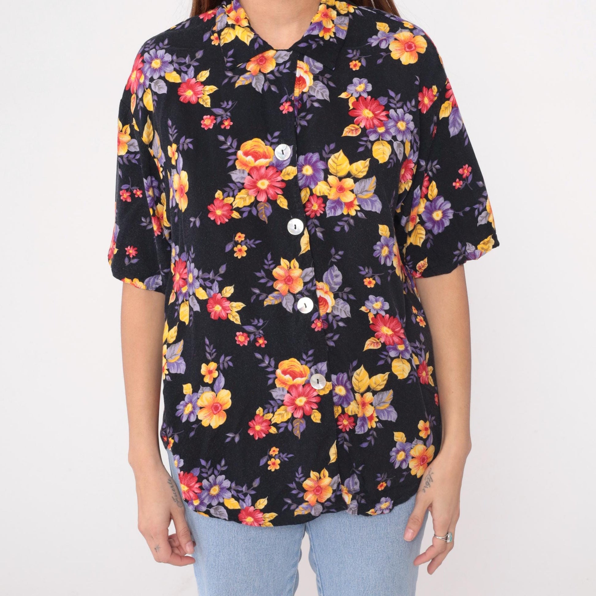 90s Black Floral Rayon Blouse Short Sleeve Button Up Medium M