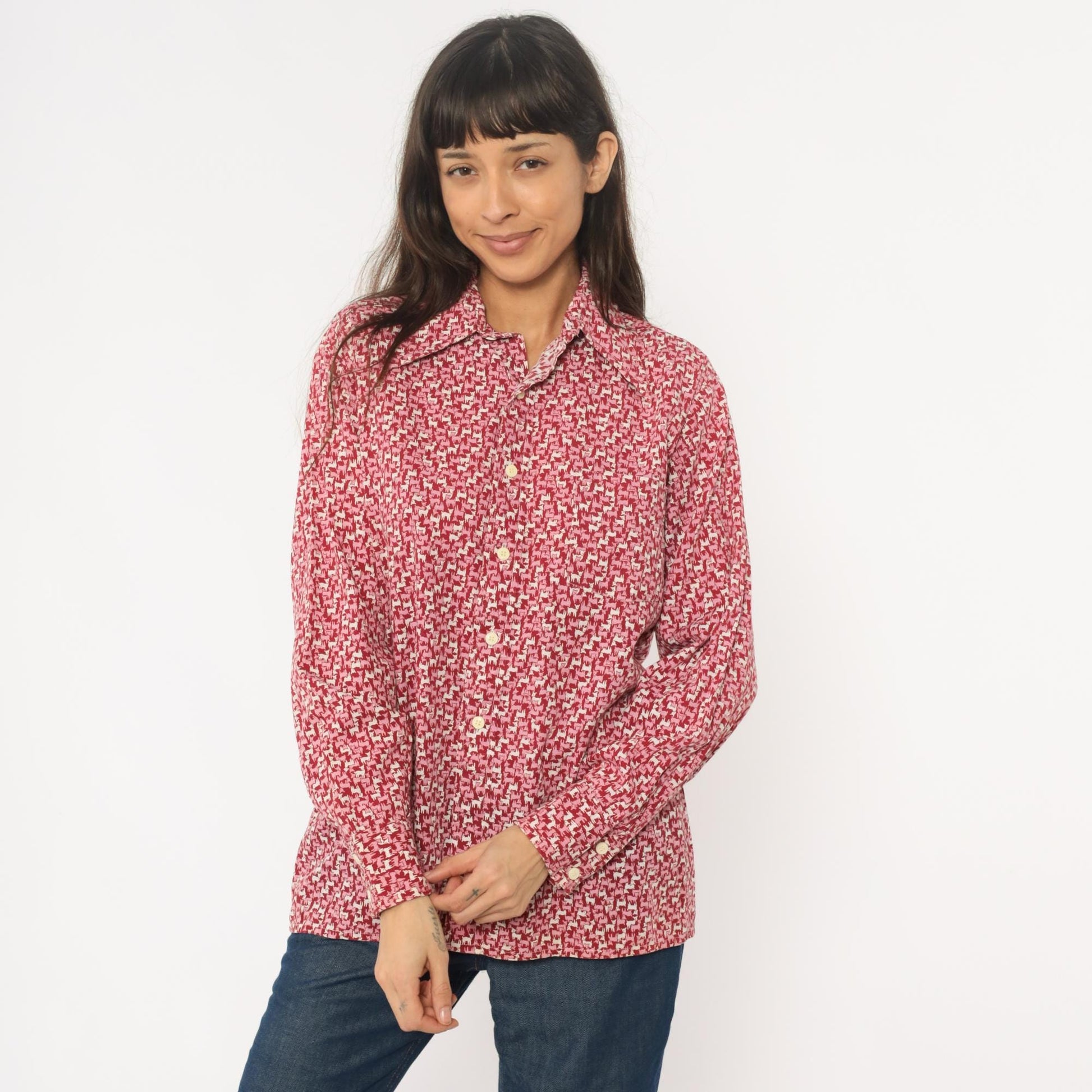 70s Van Heusen Lamb Print Button-Up Blouse Red Cream Pointed Collar Large L