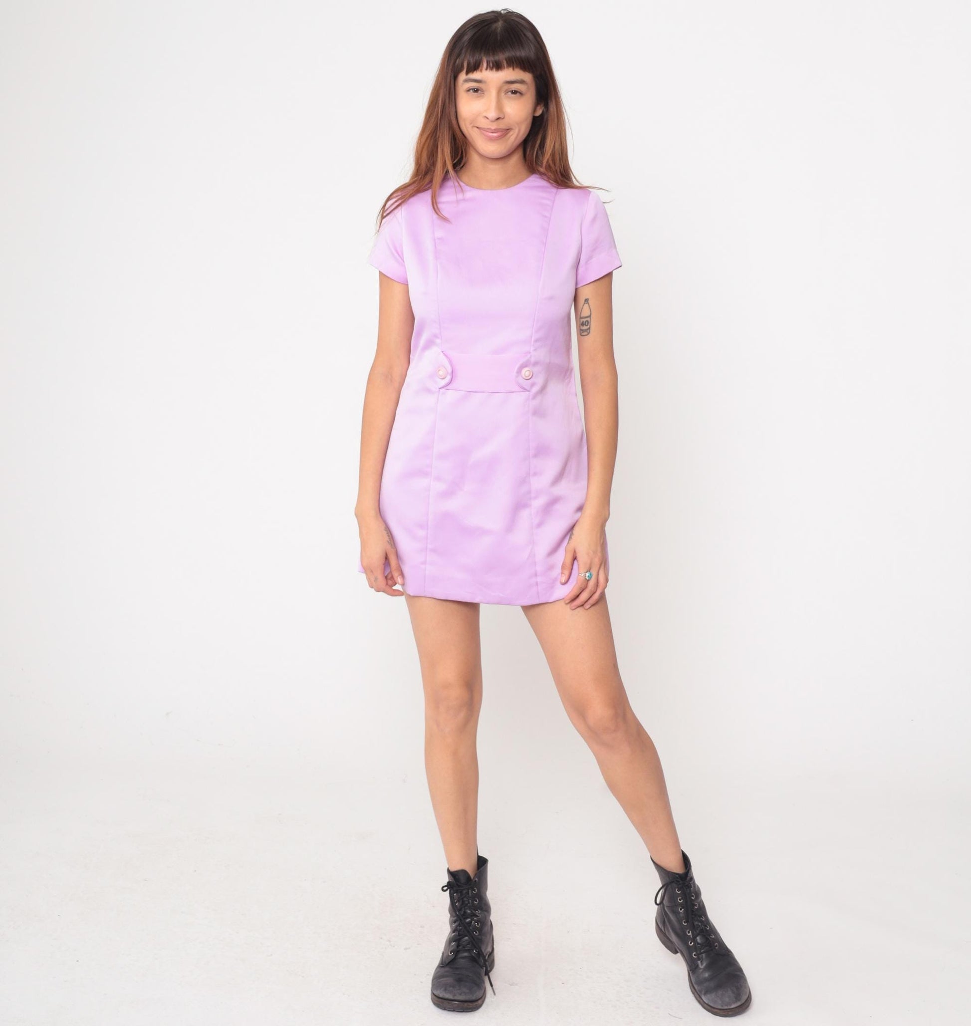 60s Lavender Mini Shift Dress Crew Neck Short Sleeve White Buttons Small