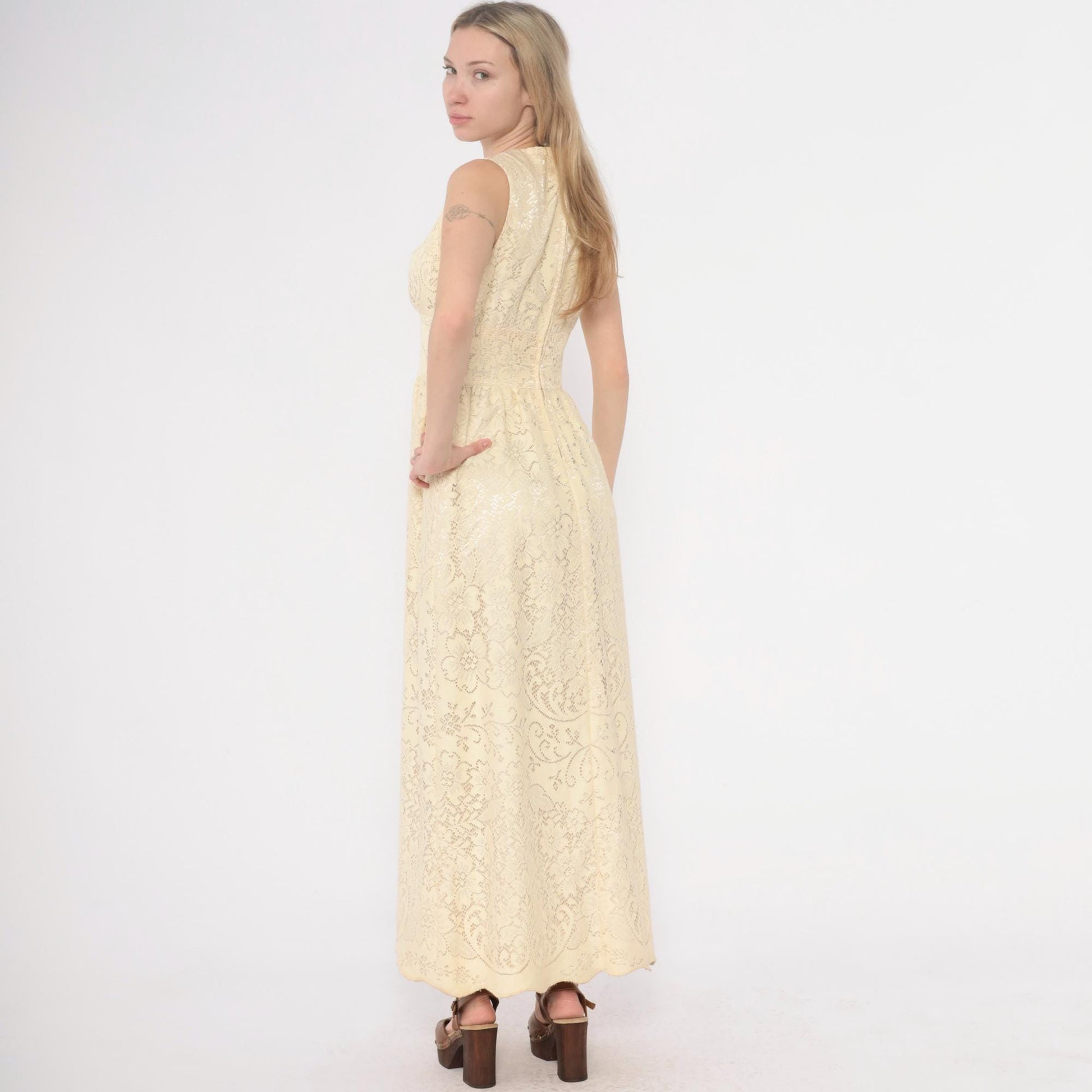 70s Ivory Lace Maxi Dress V-Neck Empire Waist Sleeveless Small S