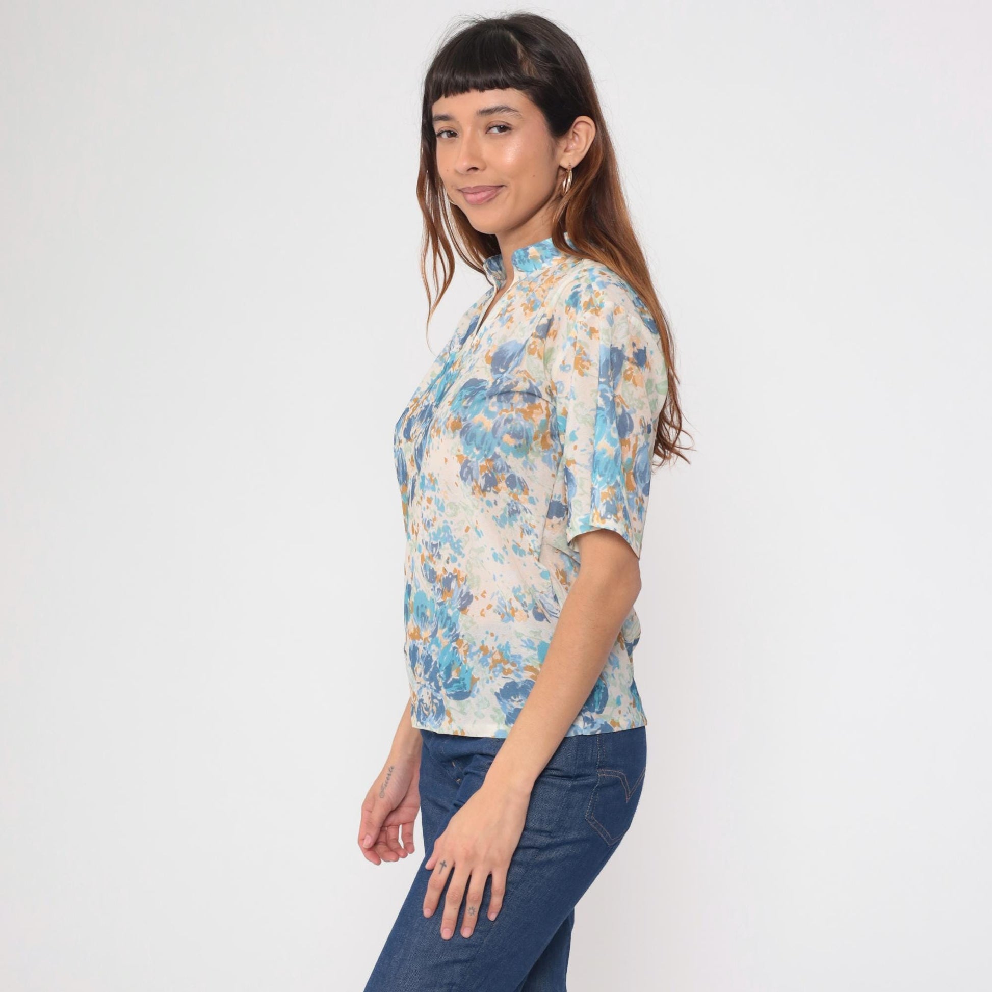 70s Floral Blouse Watercolor Print Blue Cream Sage Mandarin Collar Medium M
