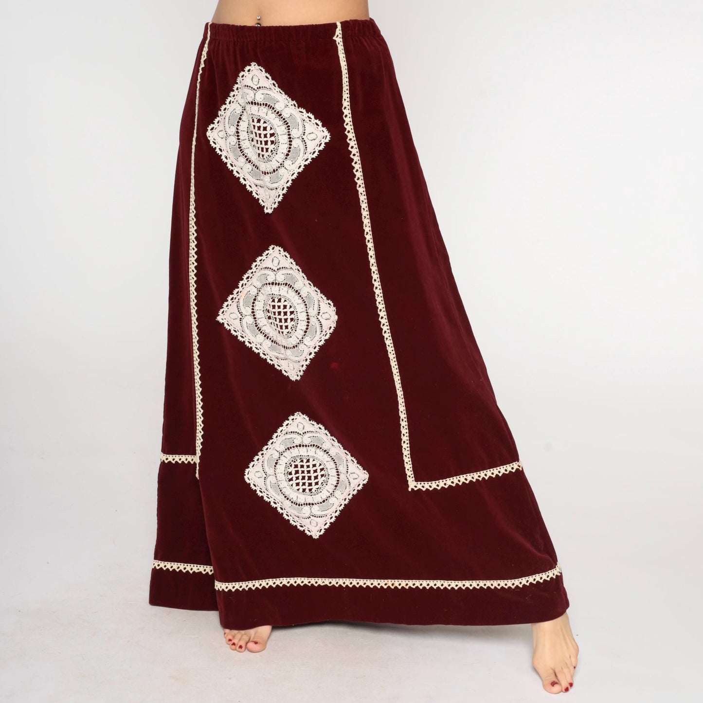 70s Belles of Ireland Burgundy Velvet Maxi Skirt Crochet Lace Trim Medium