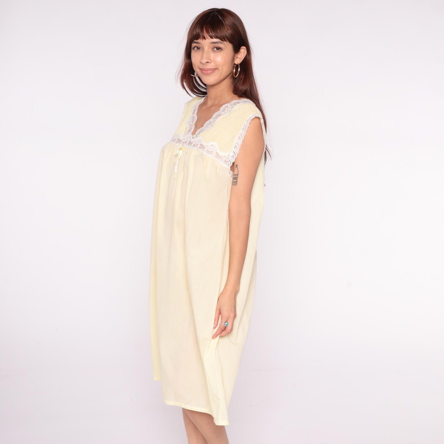 80s Pale Yellow Nightgown Empire Waist Lace V-Neck Babydoll Medium Large