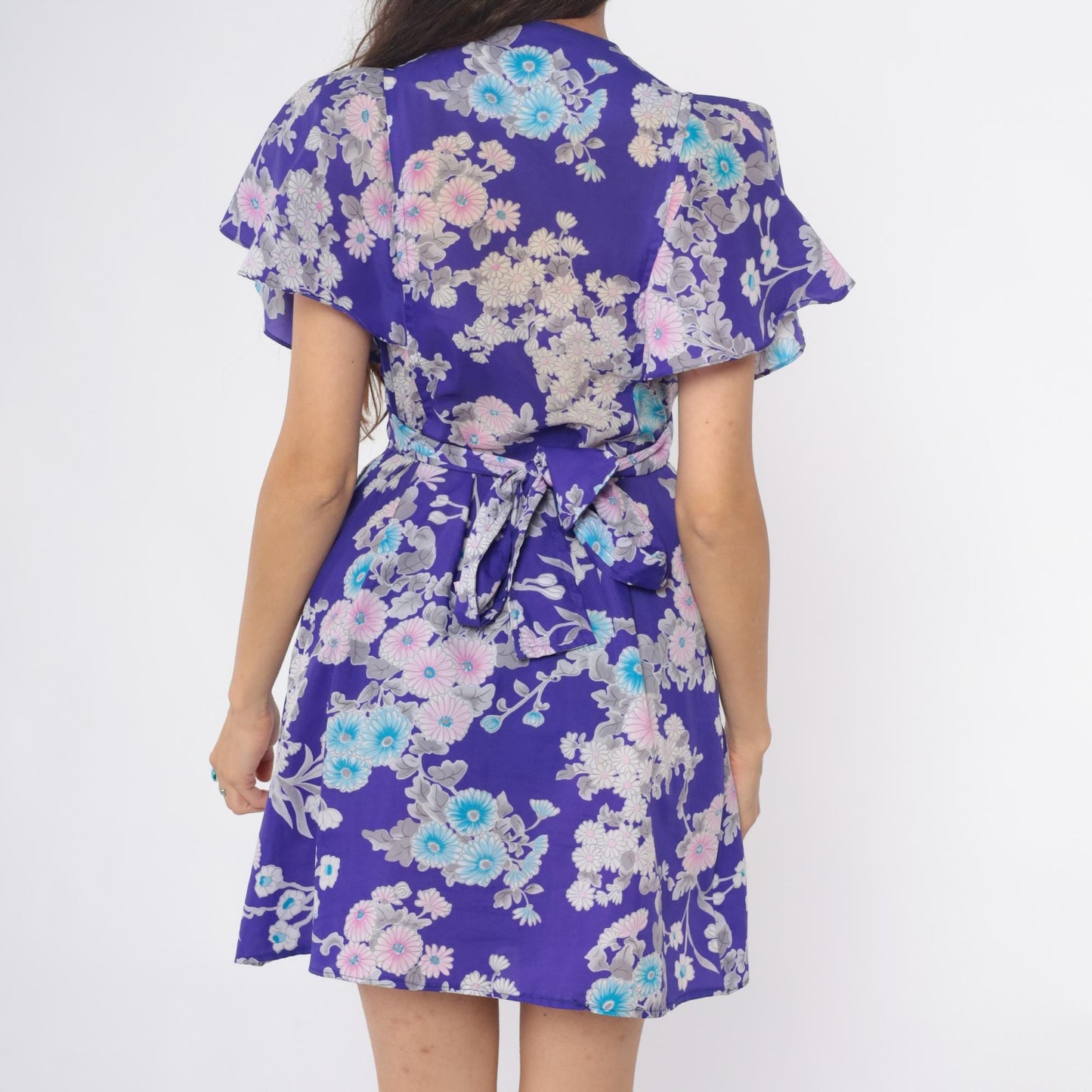 70s Purple Floral Wrap Dress Flutter Sleeve V-Neck Knee Length Small