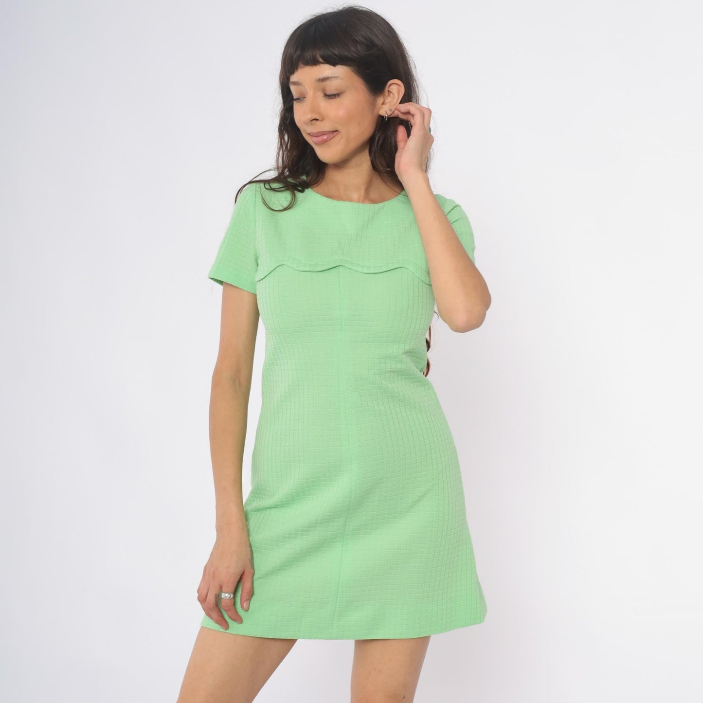 60s Mint Green Mini Shift Dress Scallop Trim Grid Texture Short Sleeve Extra Small XS