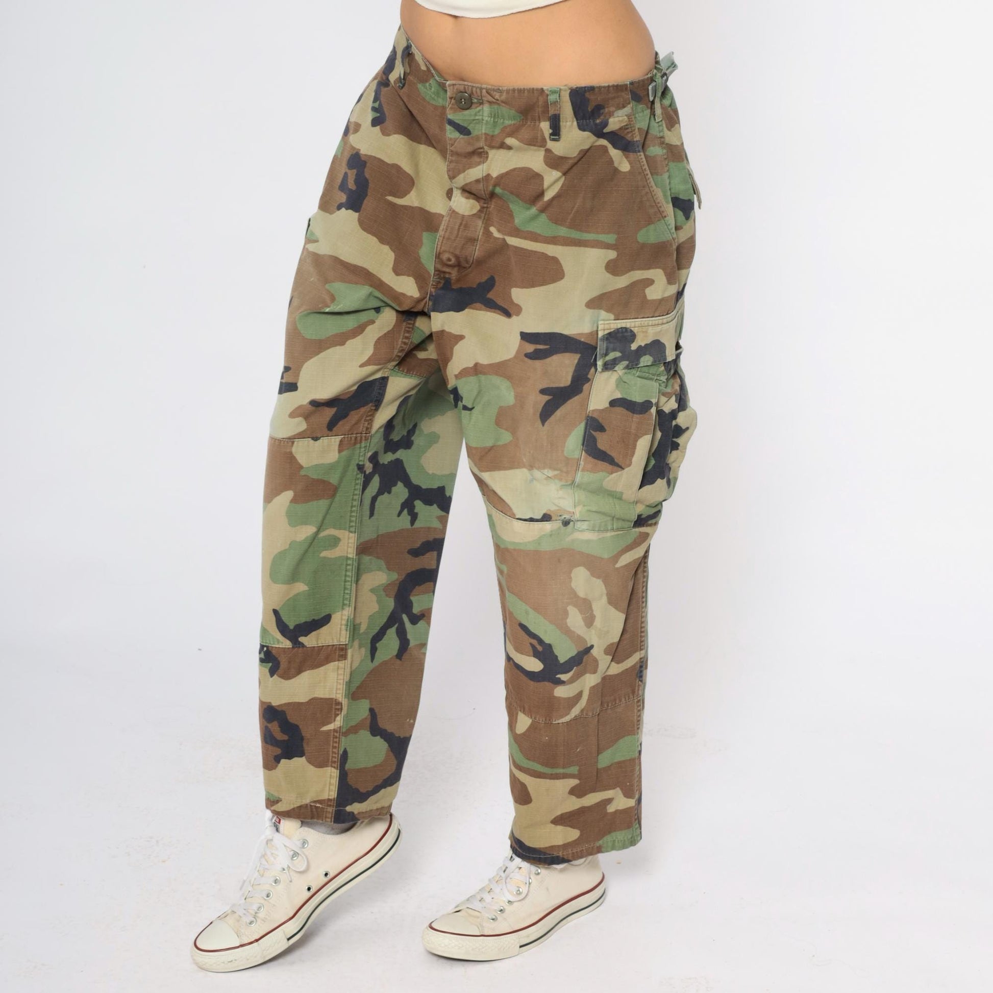 90s Lavas Industries Woodland Camo Cargo Pants Small