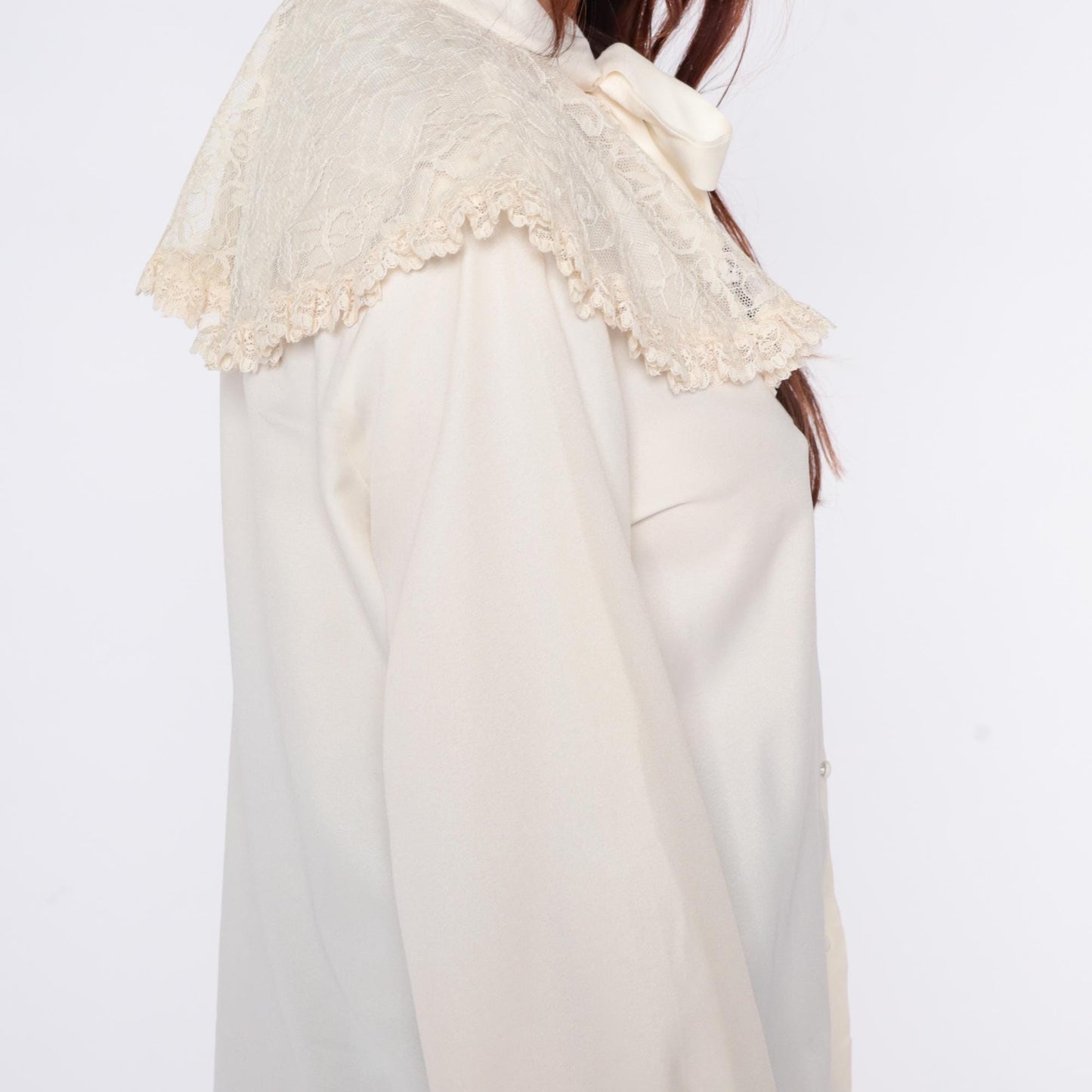 70s Elles Belles Cream Lace Blouse Pussy Bow Tie Neck Large L