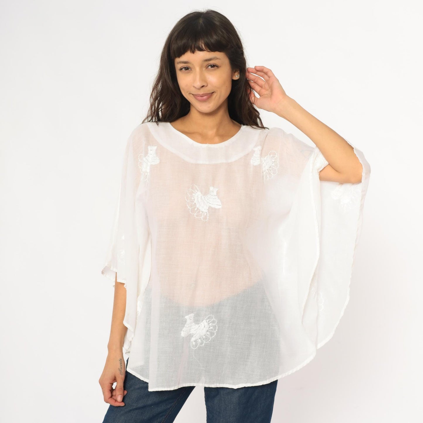 80s White Embroidered Bird Tunic Sheer Cotton Peter Pan Collar Kimono Sleeve Small Medium