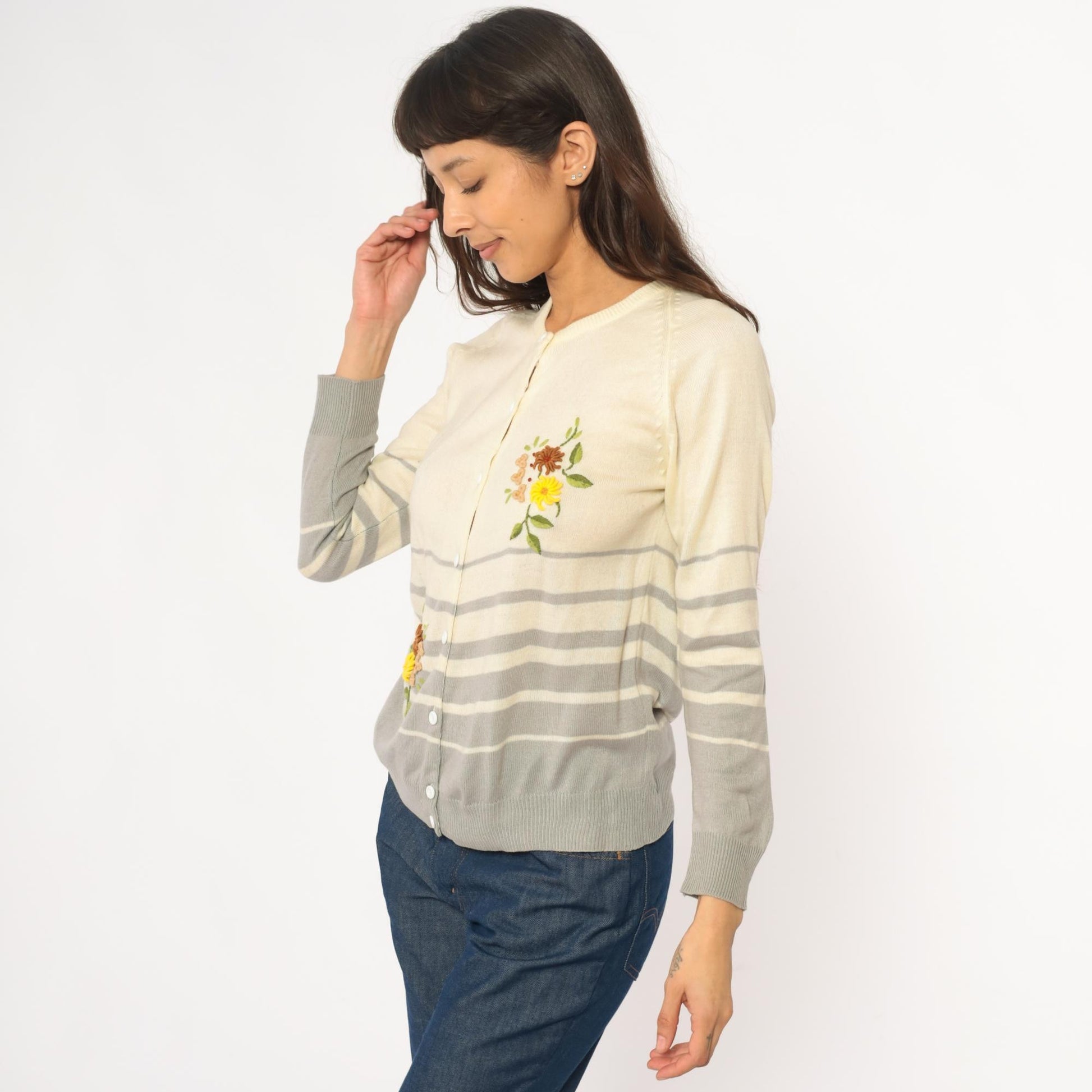 90s Jo-in Floral Embroidered Cardigan Cream Striped Knit Extra Small XS