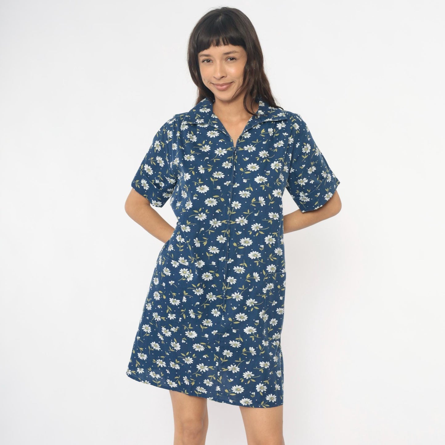 90s Carole Navy Floral Daisy Dress Collared Button Front Cotton Medium M