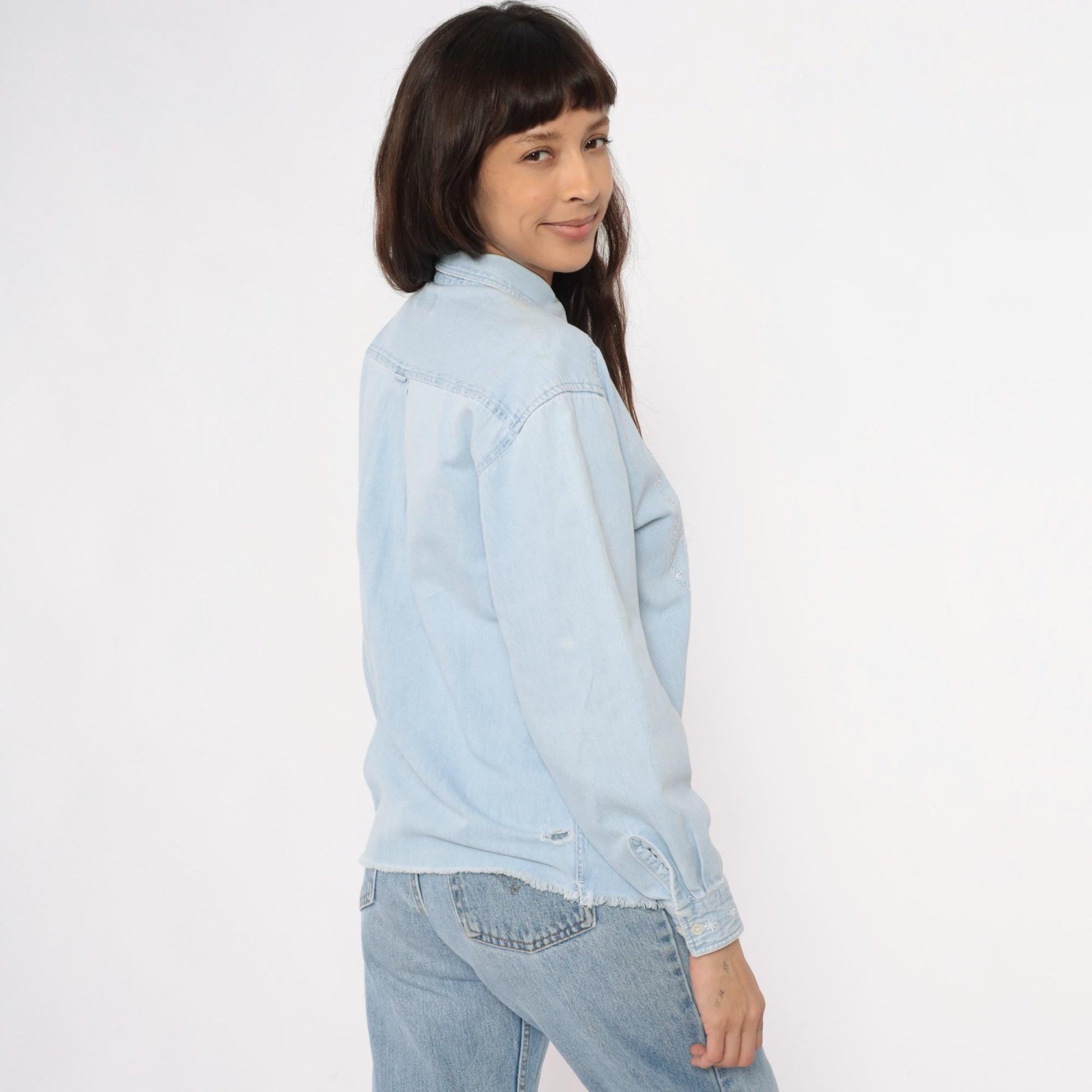 90s LL Bean Chambray Shirt Floral Embroidered Light Blue Cotton Small