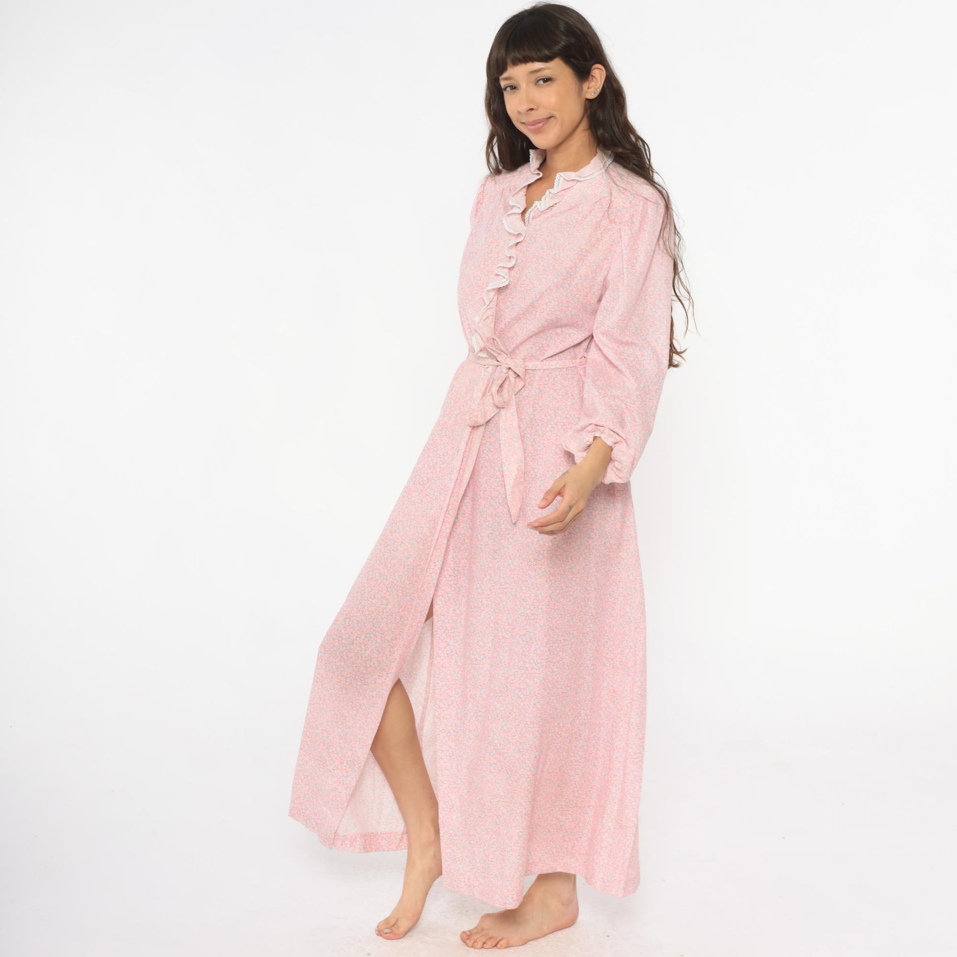 70s Pink Floral Wrap Robe Lace Trim Long Sleeve Nightgown Medium M