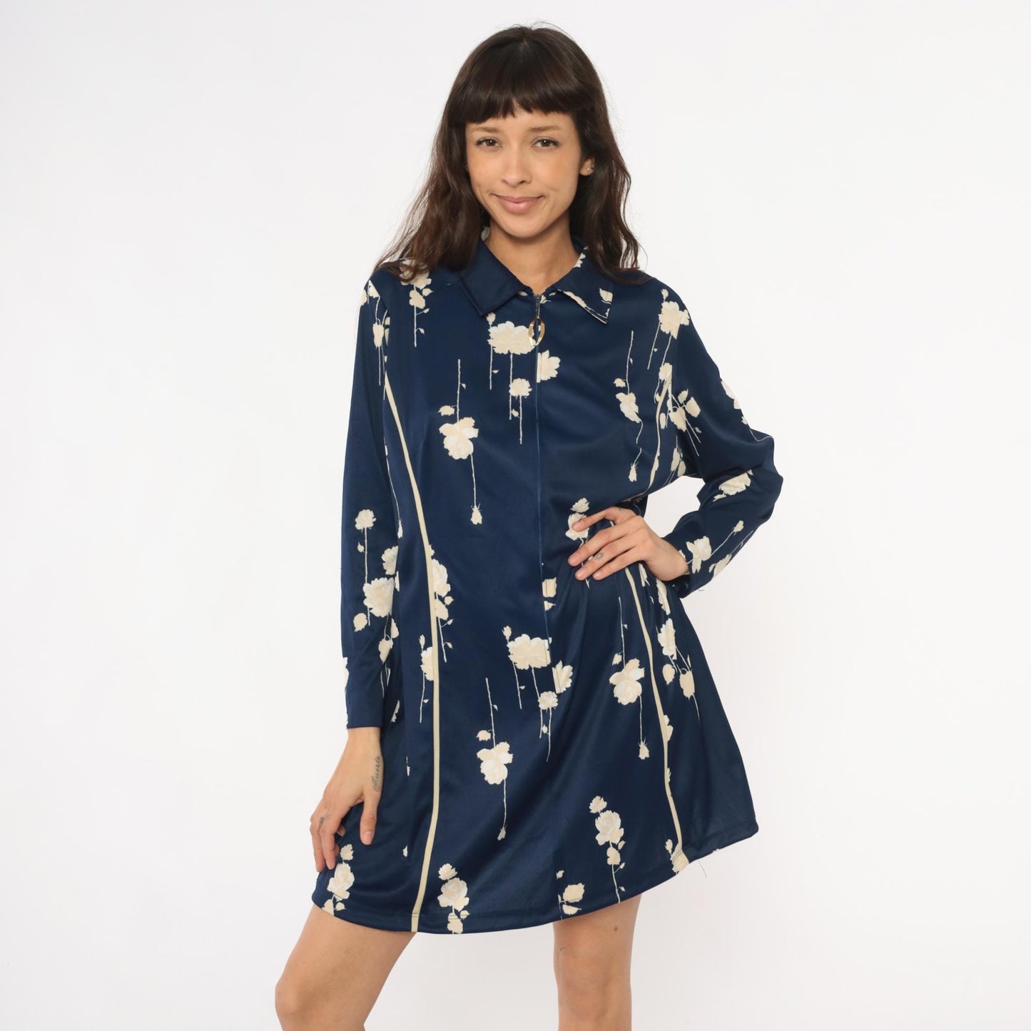 70s Lorac Floral Shirt Dress Dark Blue Cream Pointed Collar Knee Length Medium