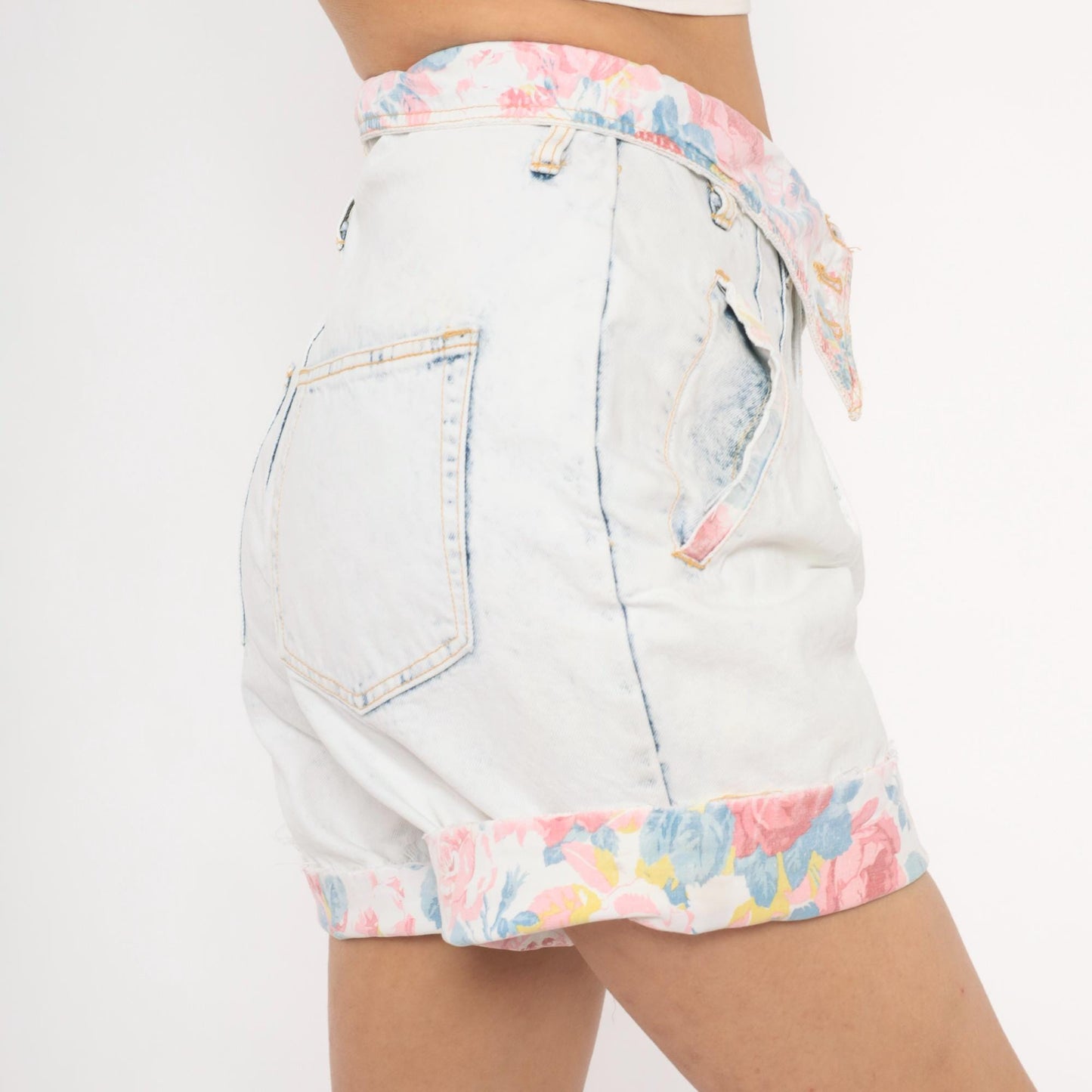 90s Traffic Acid Wash Denim Shorts Floral Yoke High Rise Pleated Medium M