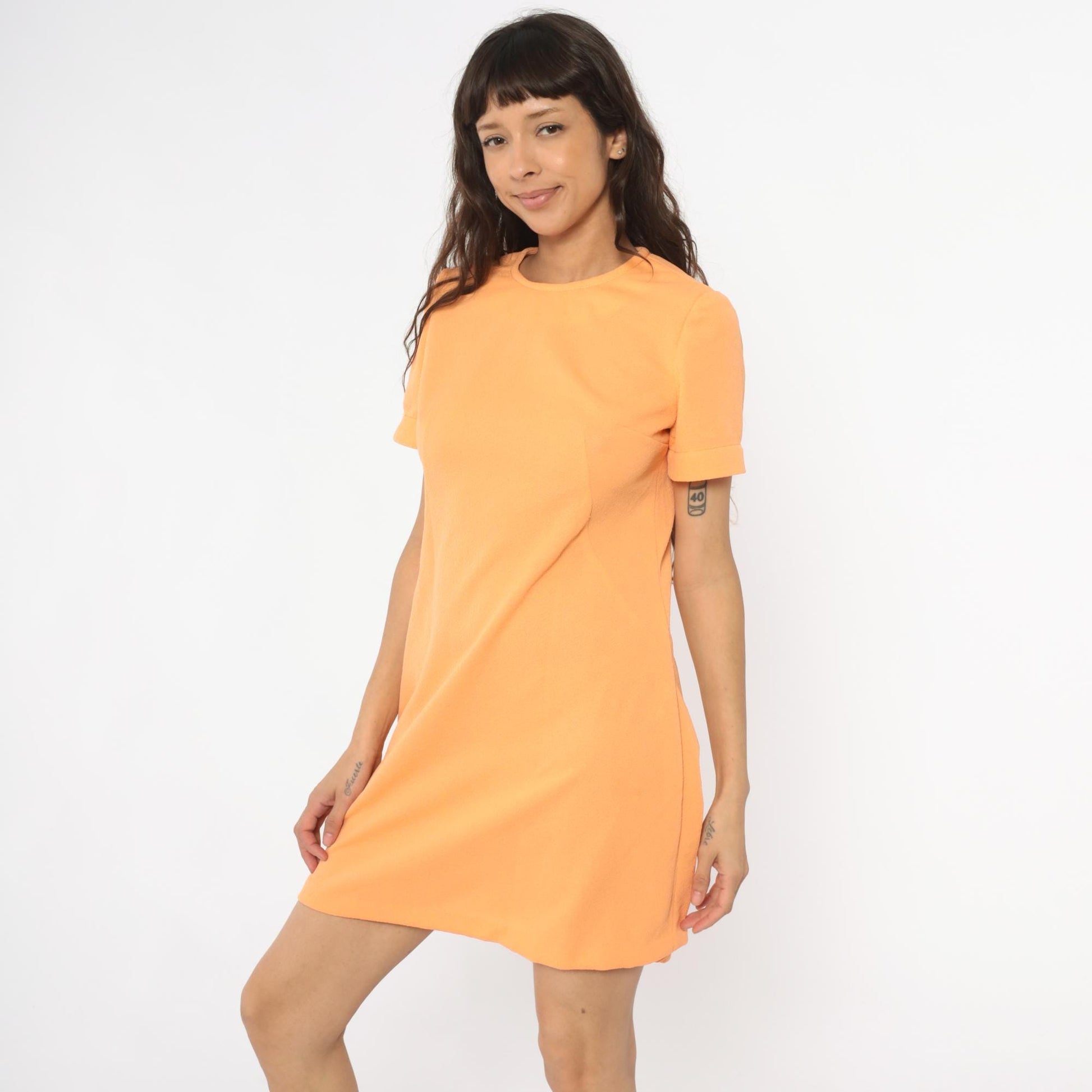 70s Peach Shift Dress A-Line Crew Neck Short Sleeve Knee Length Medium