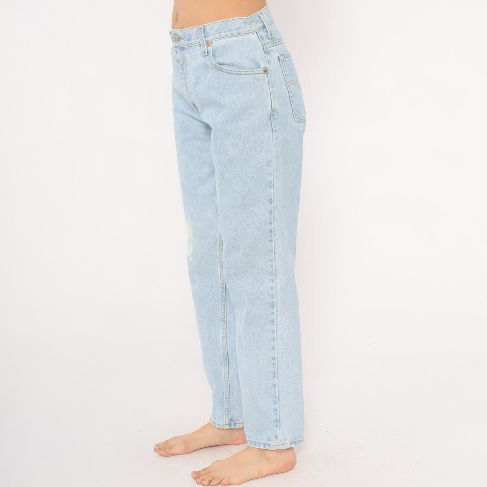 Levi's 550 Mom Jeans Light Wash High Waisted Tapered Leg 90s Cotton 31