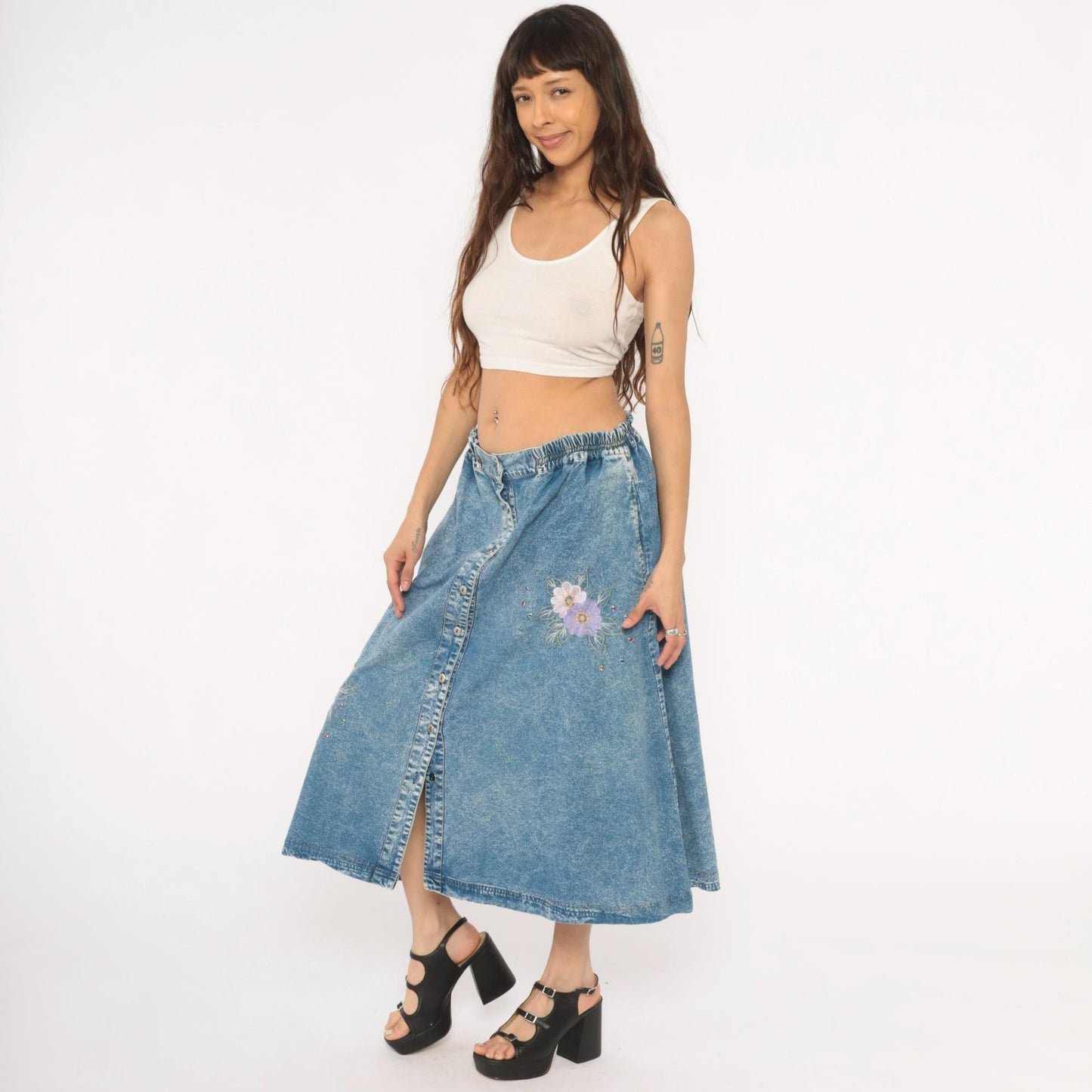 90s Carolina Bay Acid Wash Denim Midi Skirt Floral Embroidered Blue Extra Large XL
