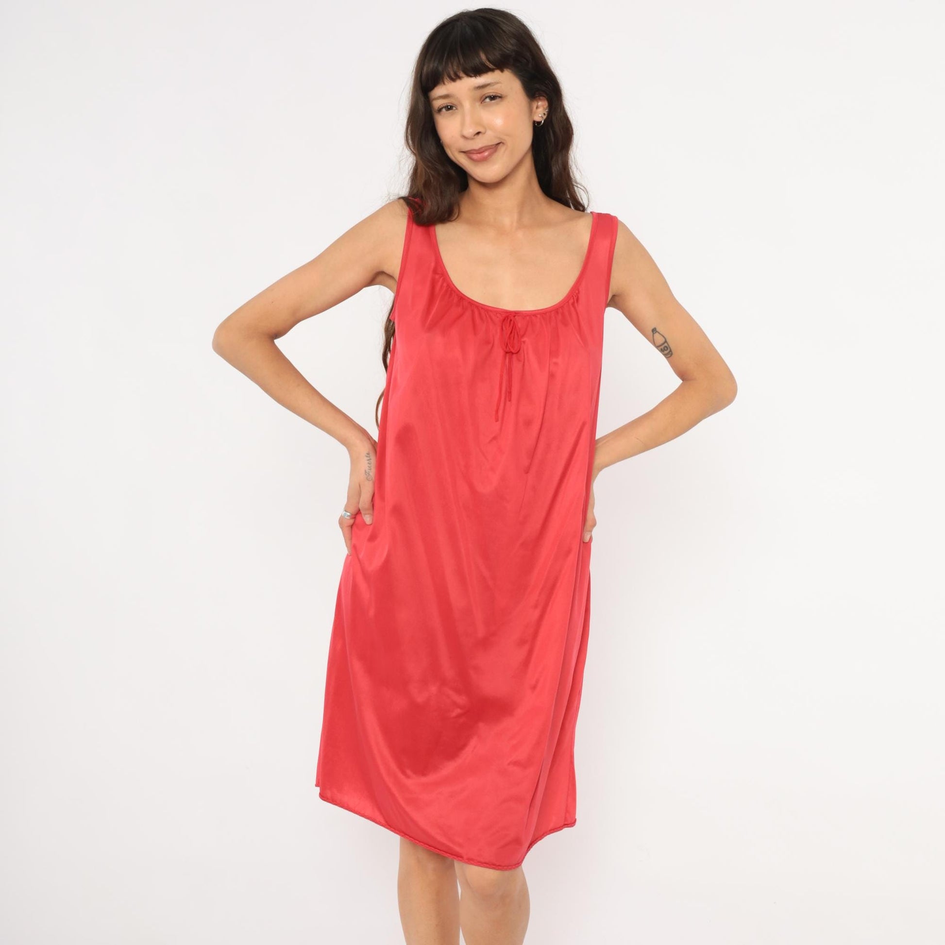 80s Eve Moral Red Satin Nightgown Scoop Neck Knee Length Medium M