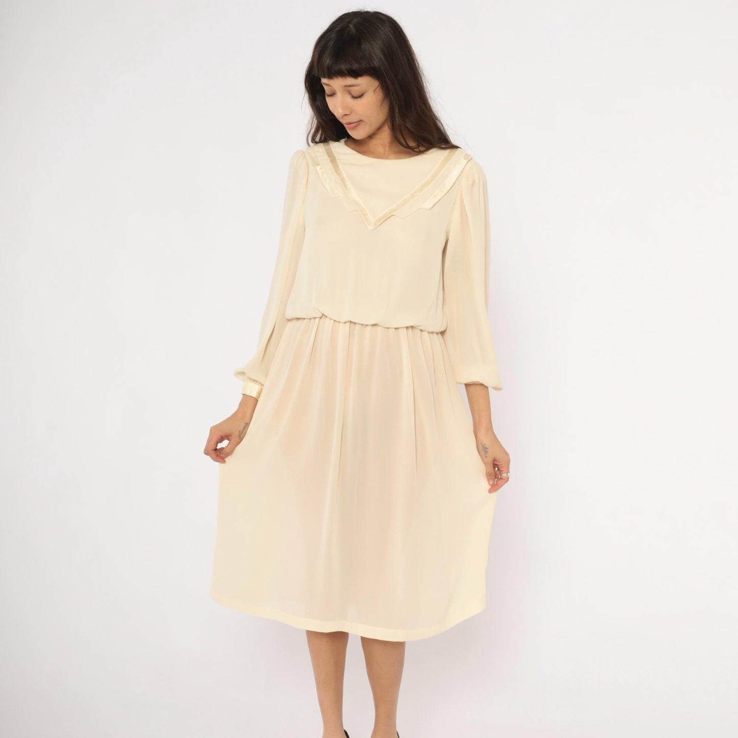 80s Street Scene Cream Chiffon Dress Bishop Sleeve V-Trim Knee-Length Small S