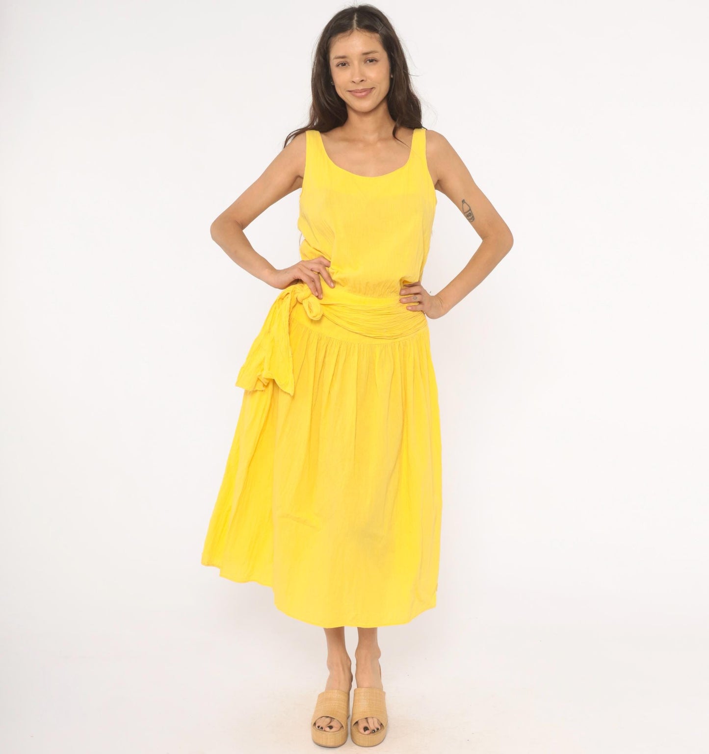 90s Yellow Cotton Sundress Scoop Neck Gathered Midi Tie Sash Medium M