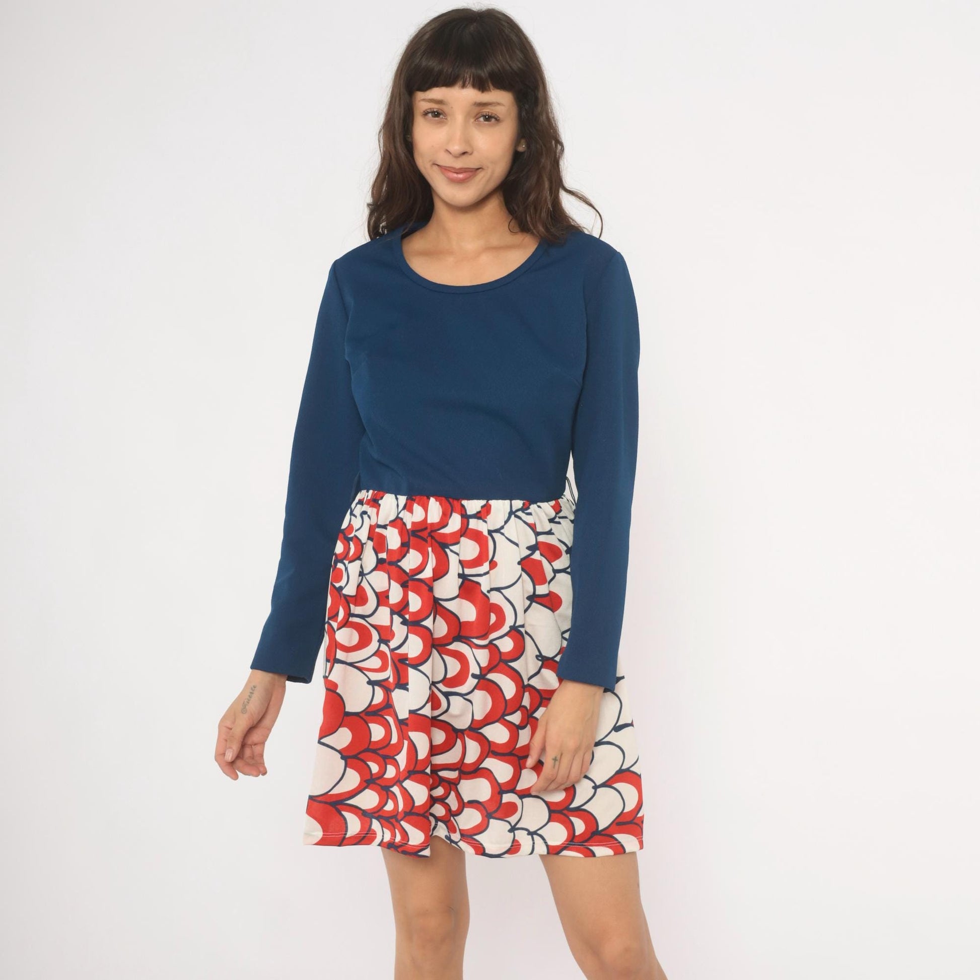 70s Mod Colorblock Dress Navy Scallop Print Long Sleeve Knee Length Medium M