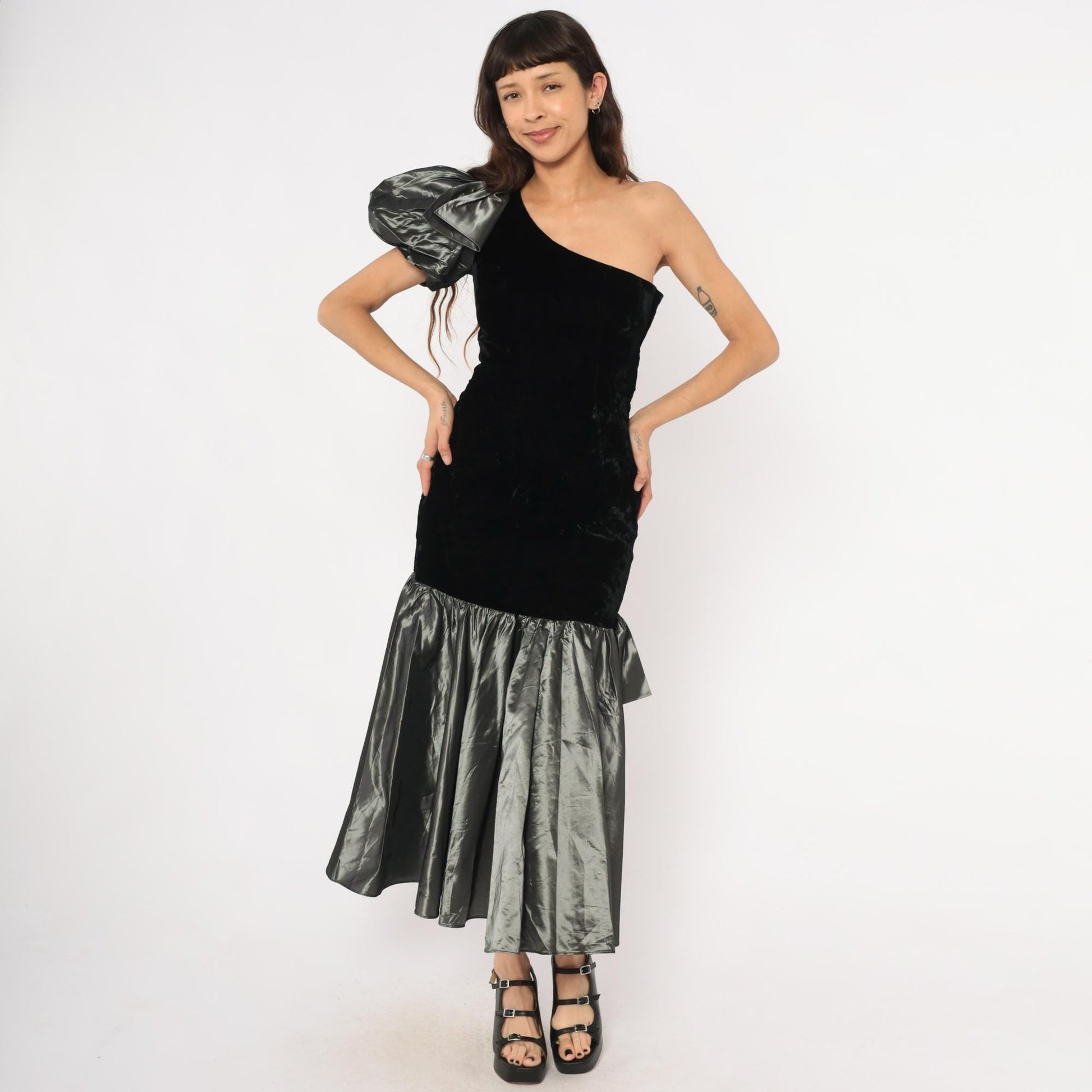 80s Alyce Designs One-Shoulder Velvet Gown Black Mermaid Hem Puff Sleeve Extra Small XS