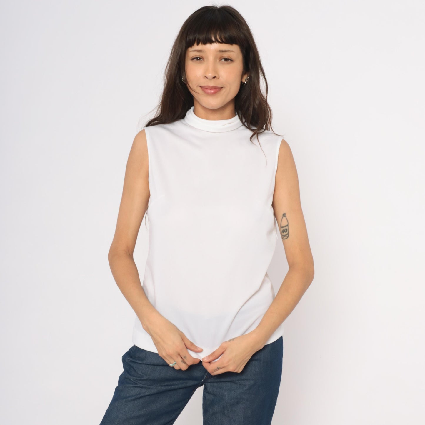 70s White Sleeveless Mock Neck Blouse Fitted Shell Cream Minimalist Medium M