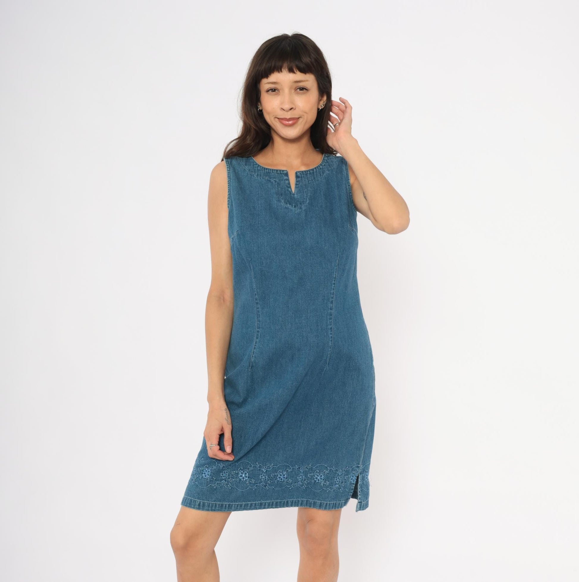 90s Cherokee Denim Shift Dress Embroidered Floral Hem Notch Neck Blue Small S