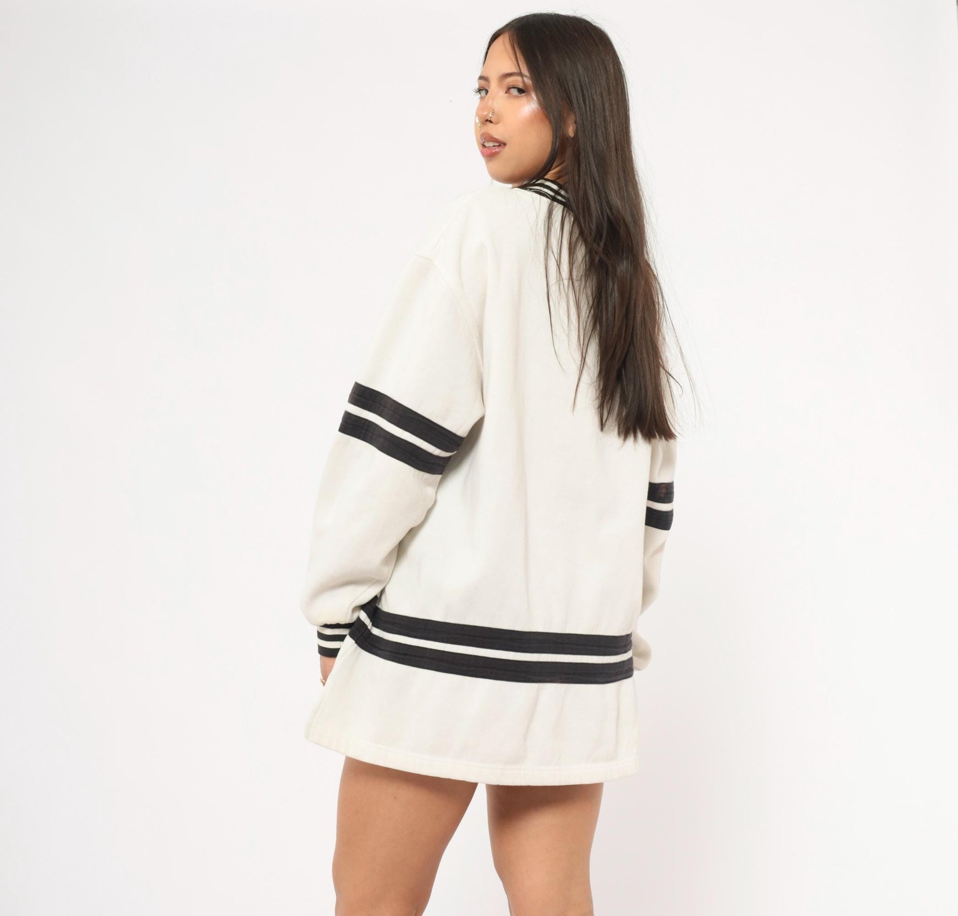 90s Mickey & Co Embroidered Crewneck Sweatshirt White Black Stripe Large