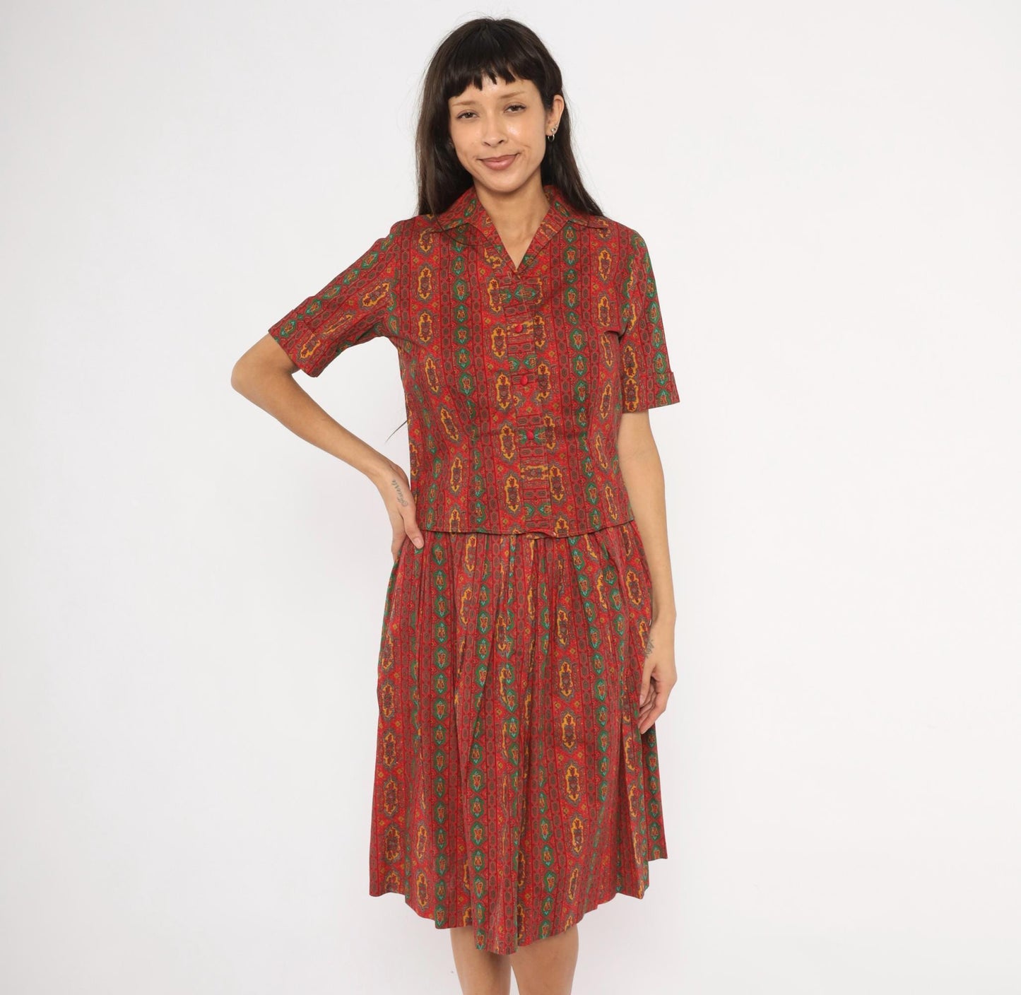 60s Medallion Print Two Piece Set Red Green Cotton Blouse Pleated Skirt Small