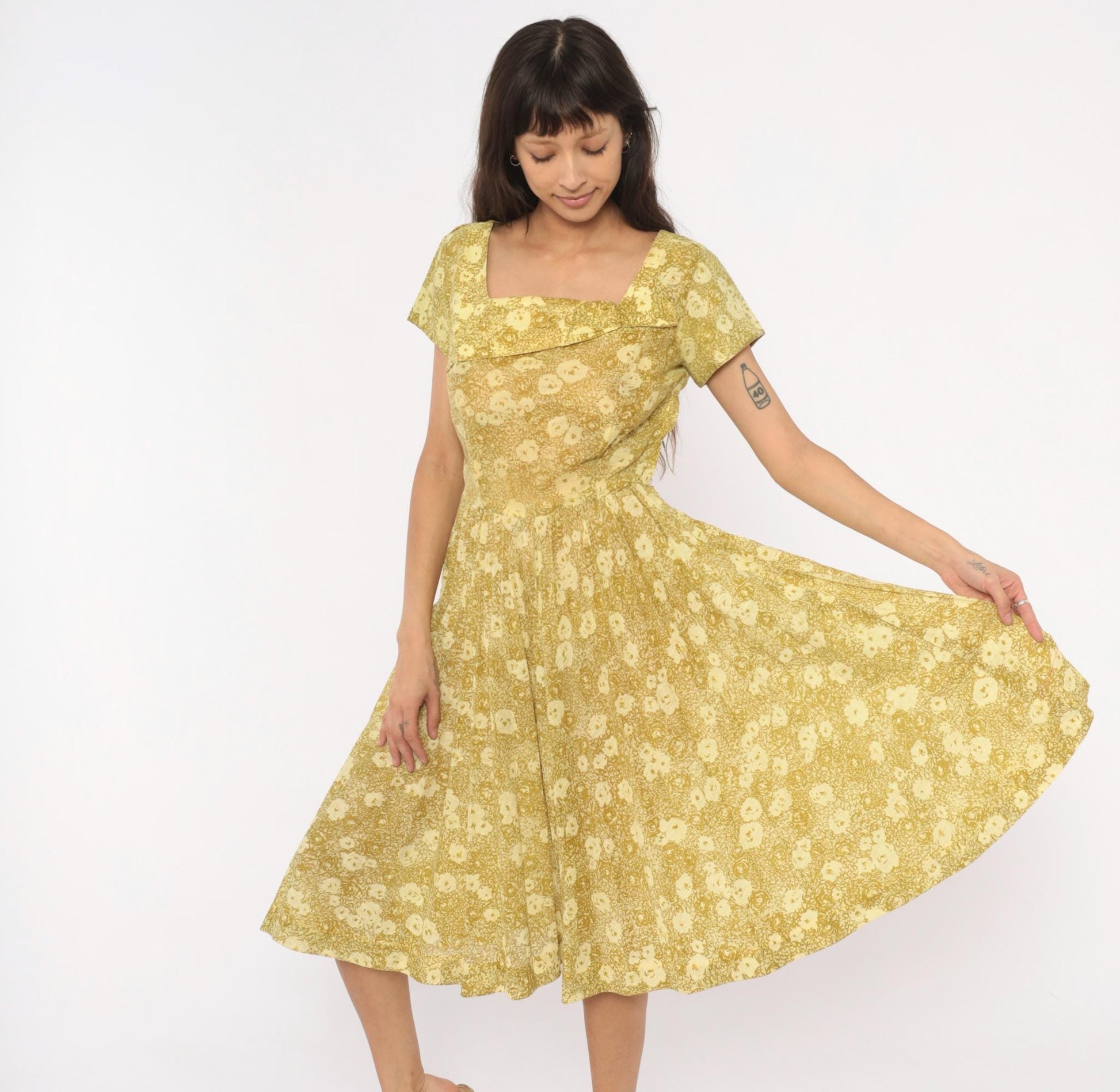 60s Annetta New York Floral Dress Square Neckline Pleated Full Skirt Medium