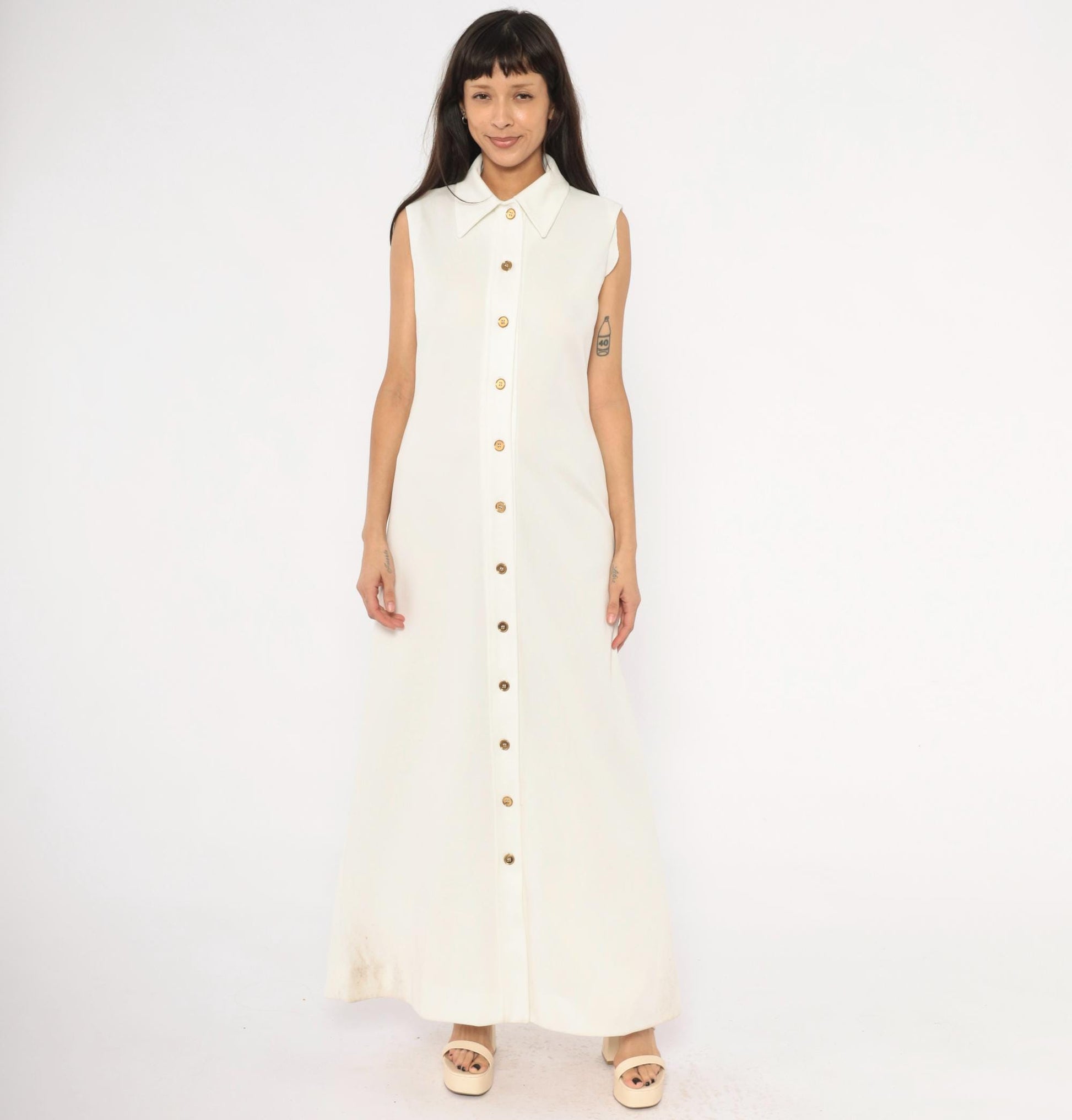 70s Ivory Sleeveless Maxi Shirtdress Gold Buttons Pointed Collar Medium