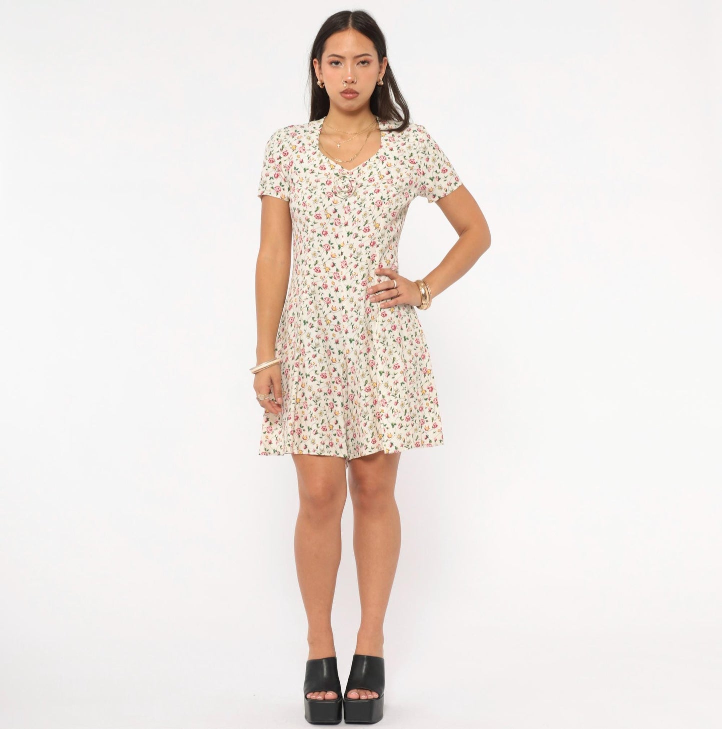 90s Spoiled Girls Floral Mini Romper Cream Rose Print V-Neck Cutout Extra Small XS