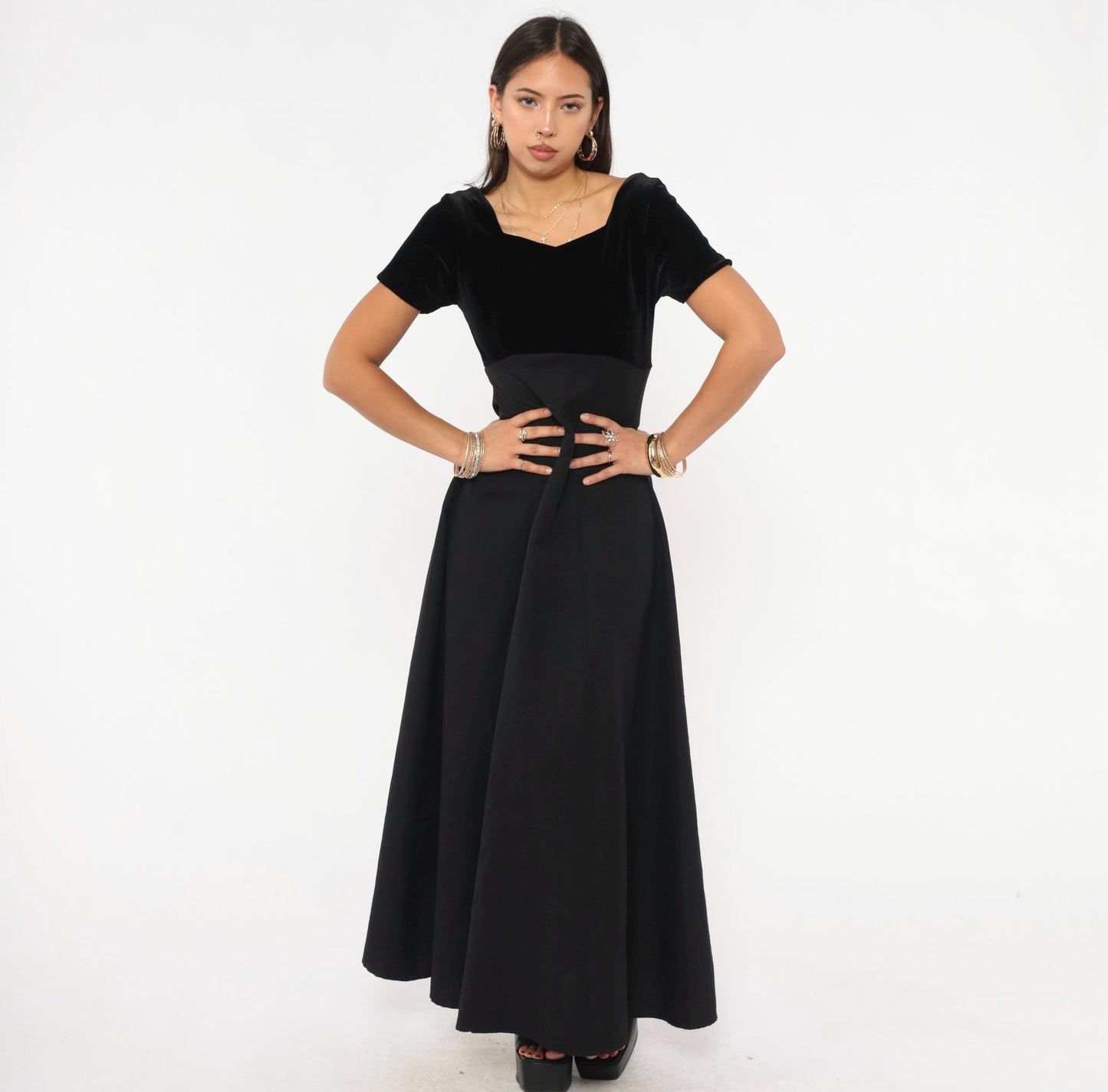 90s Simco Black Velvet Maxi Gown Sweetheart Neckline Empire Waist XXS