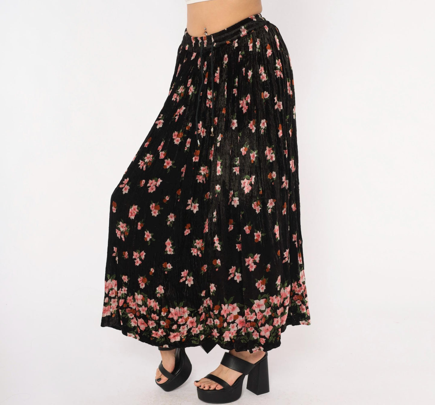 90s Xford Black Crushed Velvet Maxi Skirt Pink Floral Print One Size