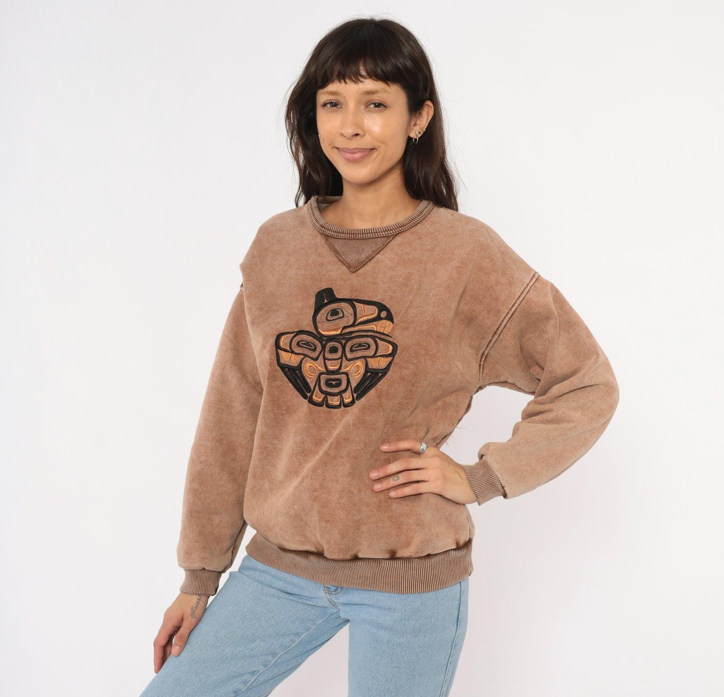 90s Pacific Northwest Native Art Embroidered Sweatshirt Stonewash Tan Medium