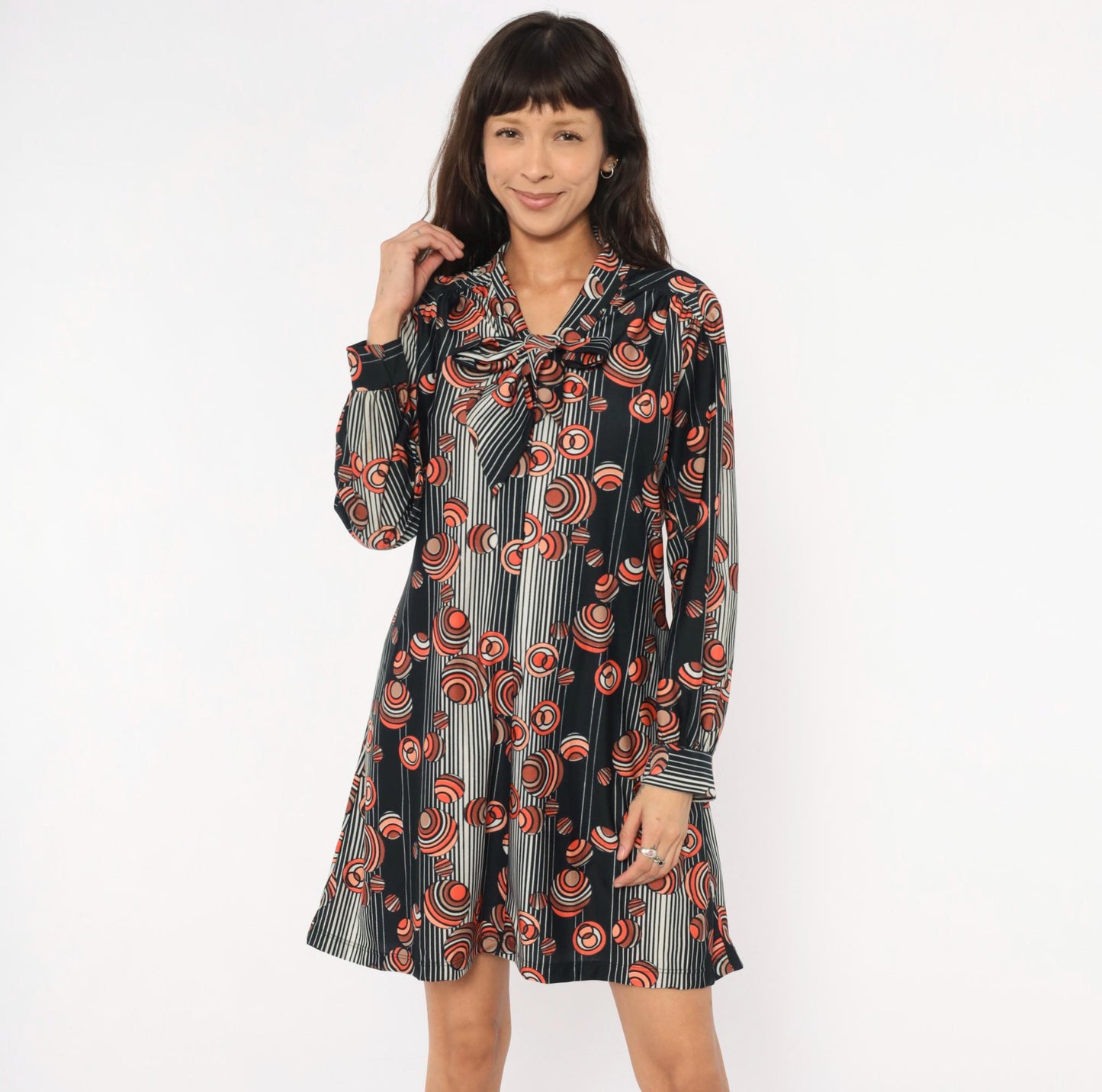 70s Geometric Circle Print Shift Dress Black Orange Pussy Bow Tie Neck Large L