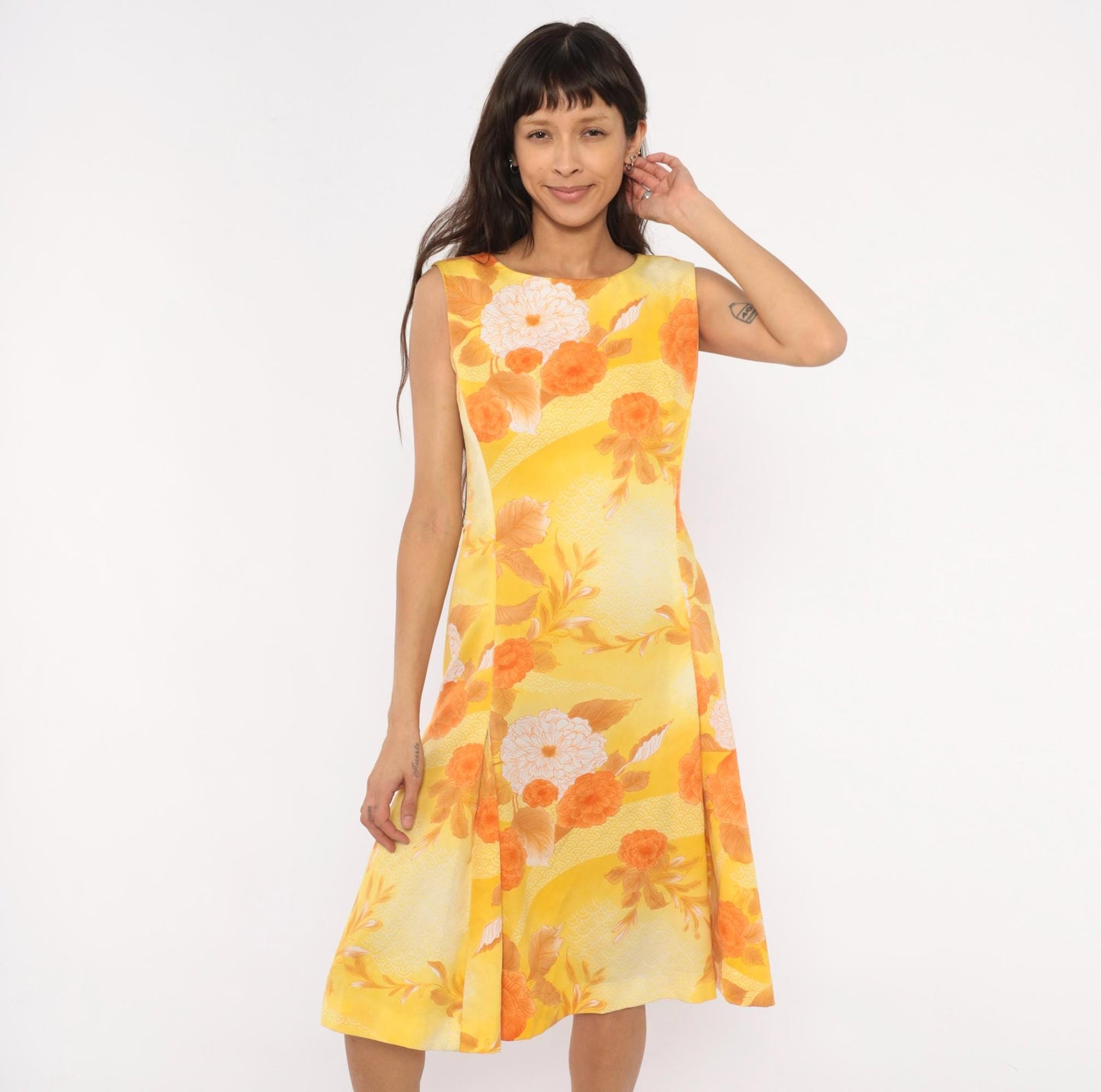 1970s Polynesian Casuals Floral Dress Yellow Orange Peony Knee-Length Small
