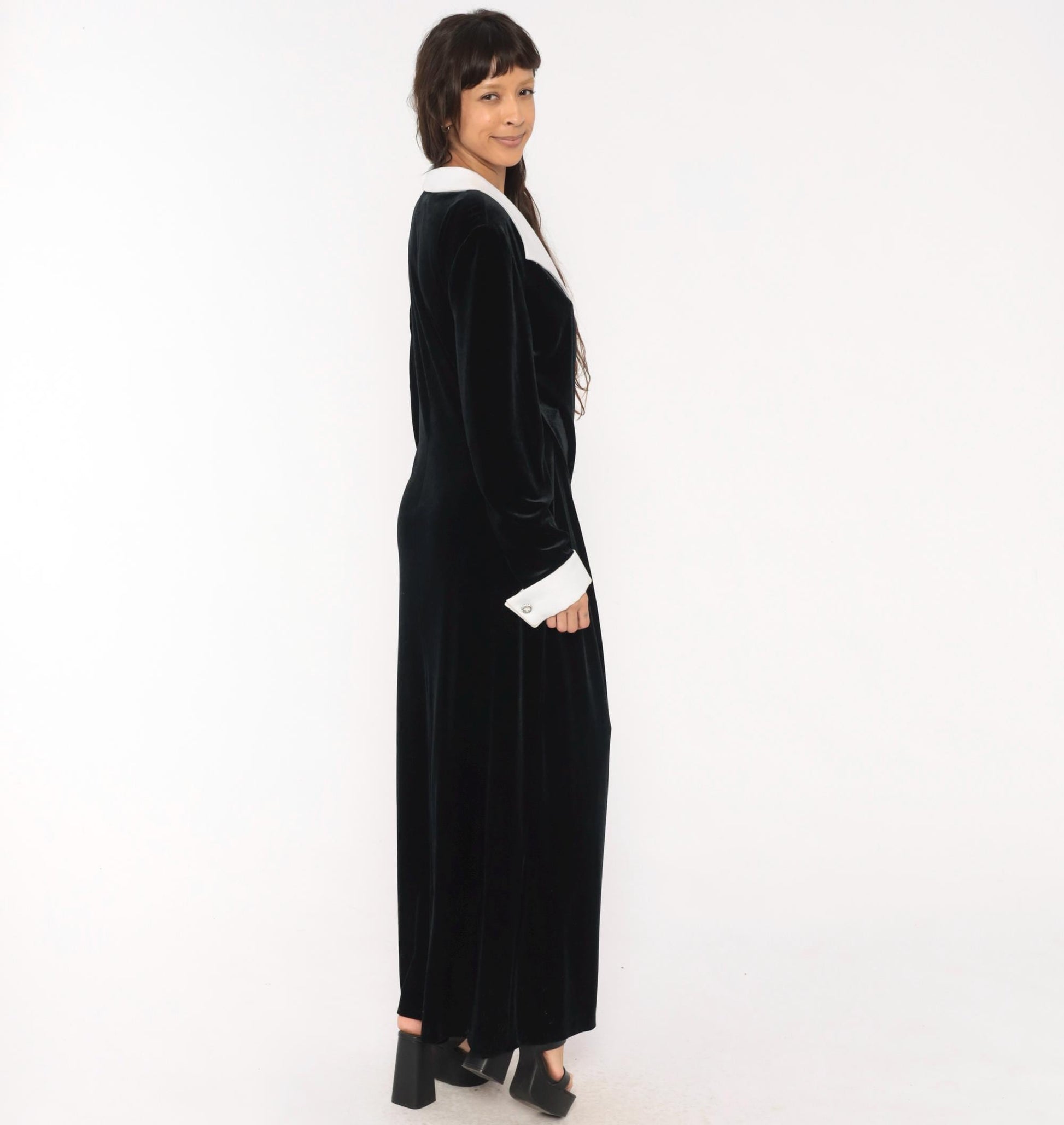 90s Cachet Black Velvet Maxi Gown White Collar Contrast Long Sleeve Extra Large XXL