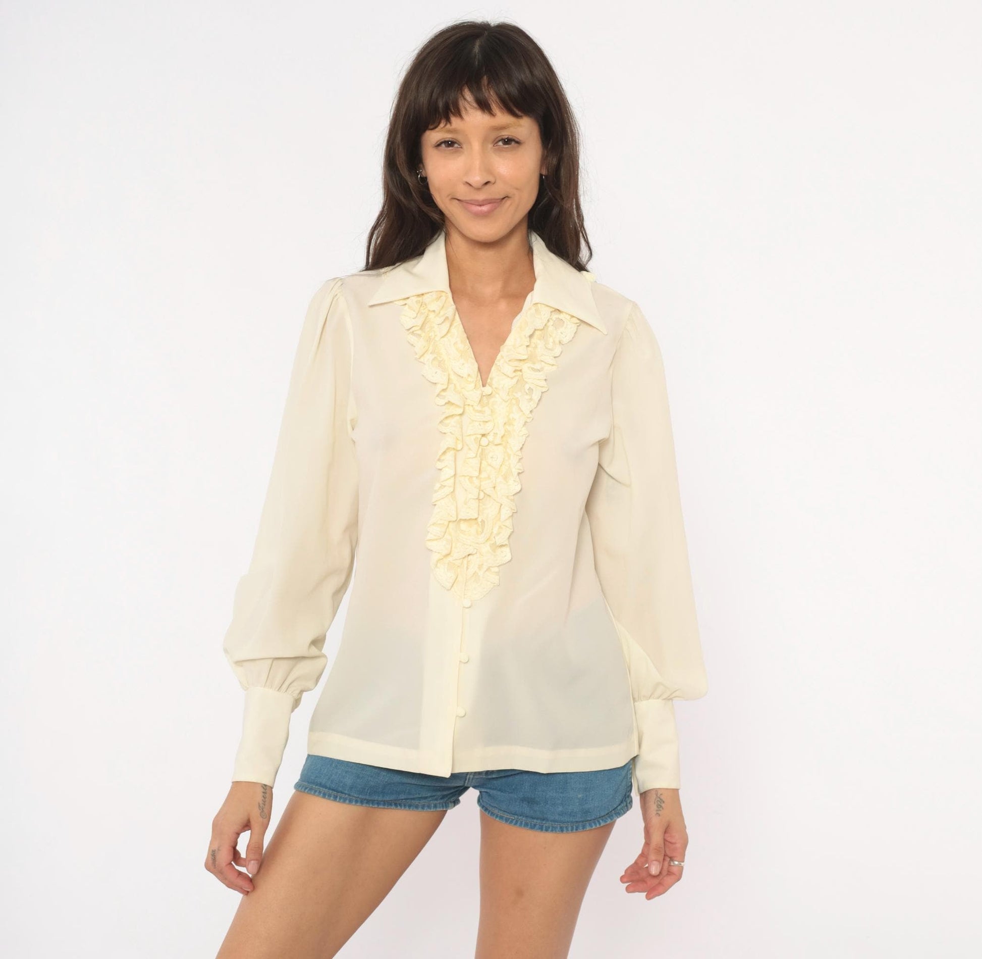70s Lee Mar Cream Lace Ruffle Blouse Button Front Bishop Sleeve Medium