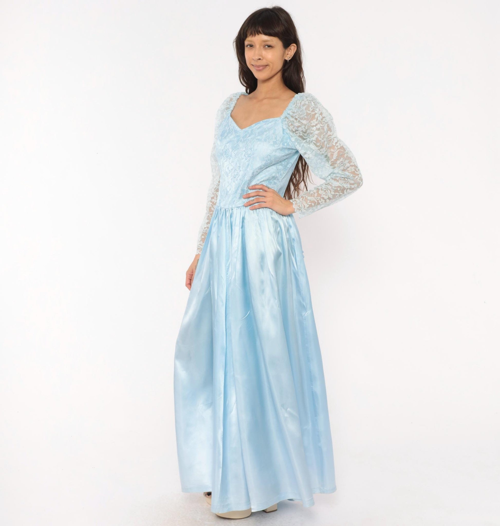 80s Sky Blue Lace Maxi Gown Sweetheart Neckline Drop Waist Bow Back Large L