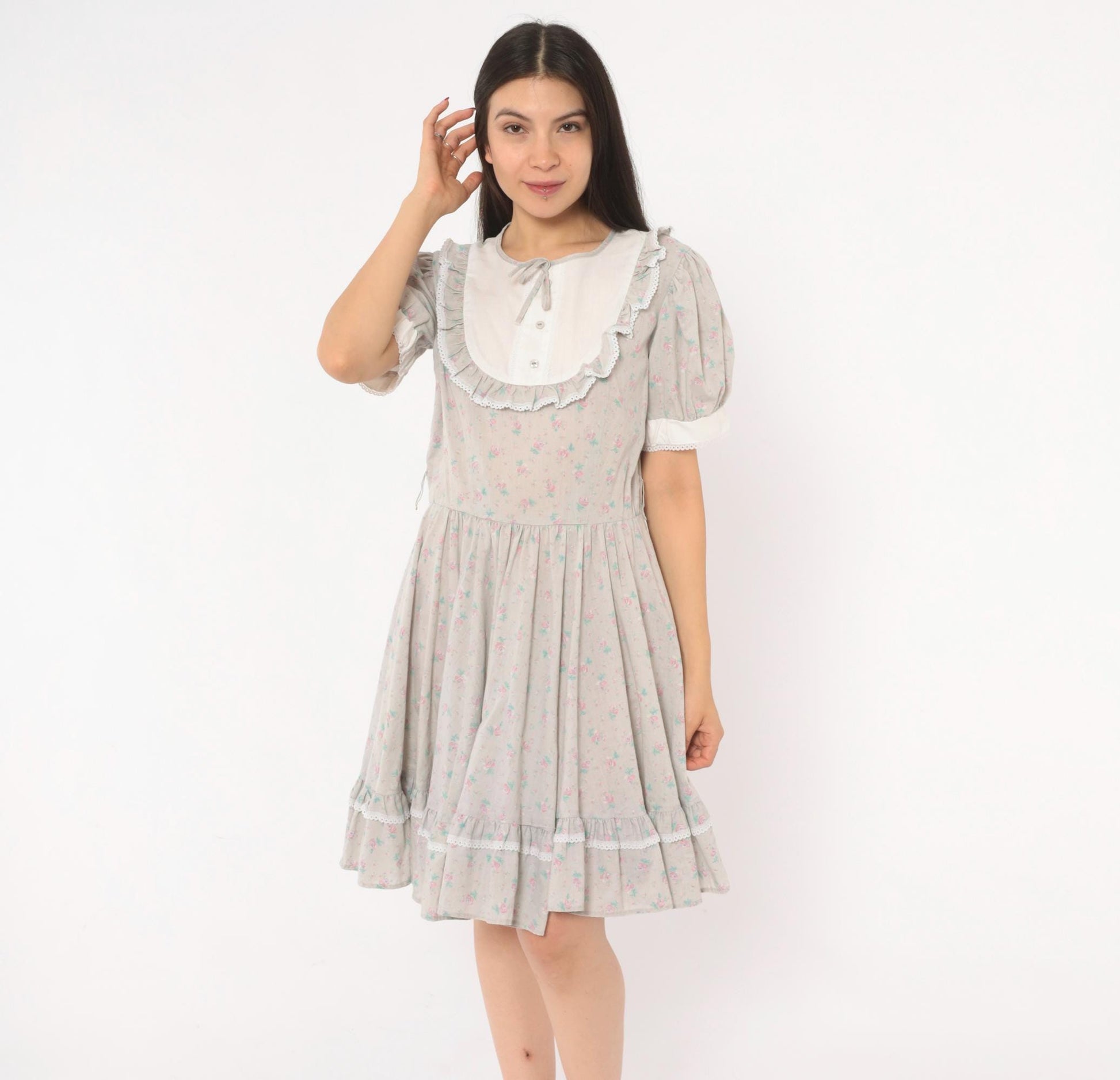 70s Jeri Bee Grey Floral Bib Dress Puff Sleeve Prairie Calico Small