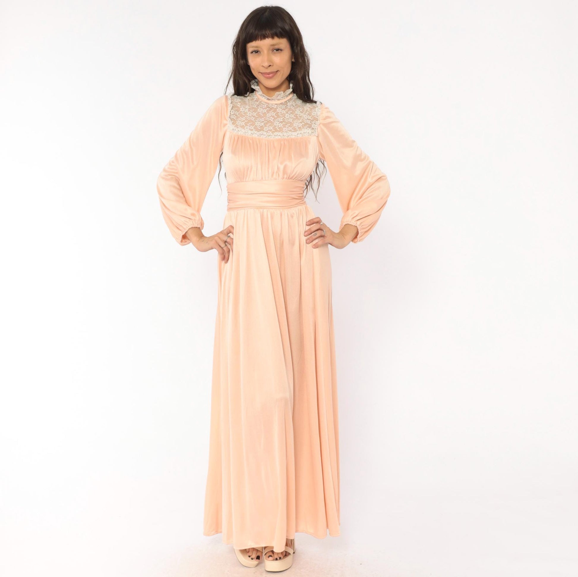 70s Peach Lace Maxi Gown High Neck Bishop Sleeve A-Line Small