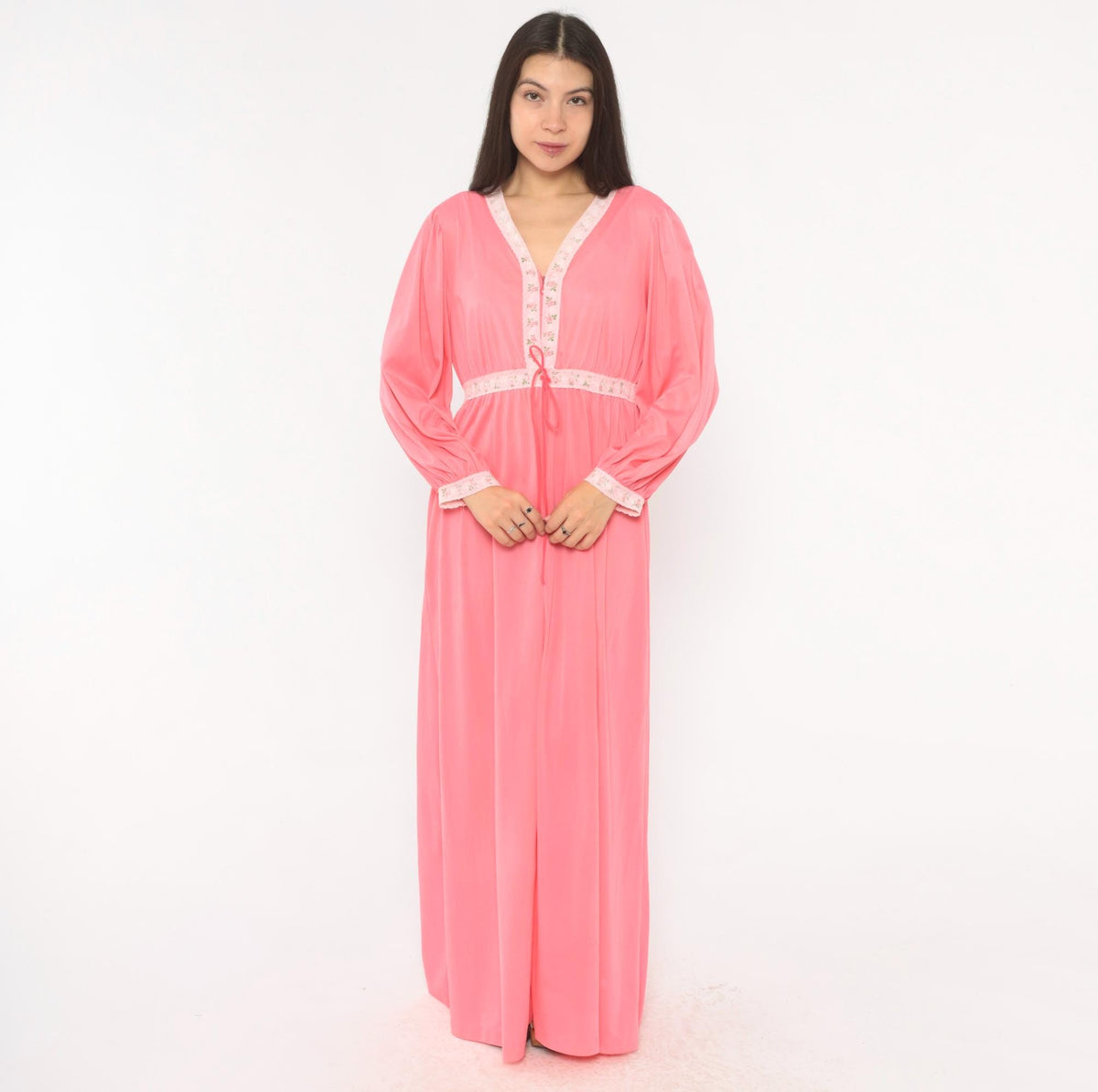 70s Coral Pink Maxi Robe Floral Lace Trim V-Neck Balloon Sleeve Large L