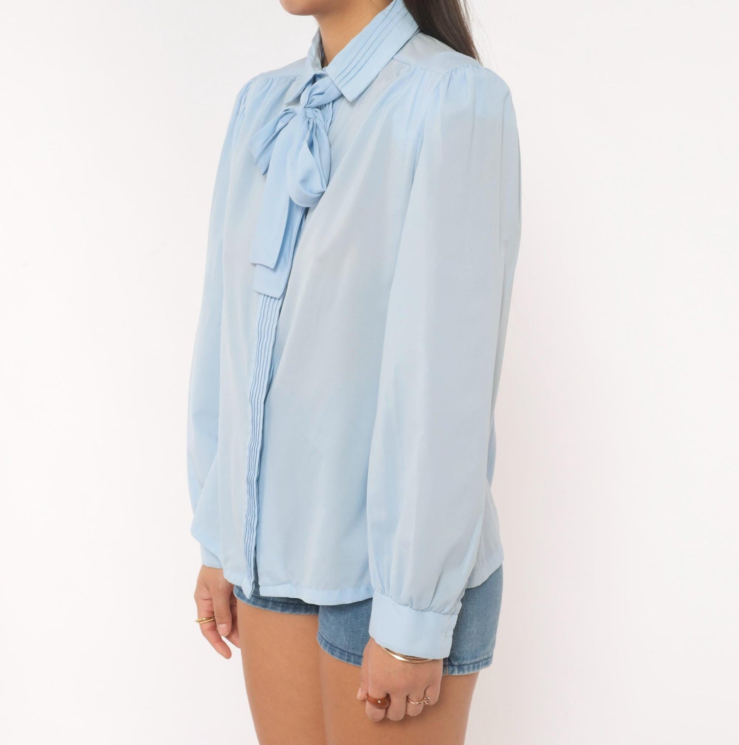 70s Judy Bond Sky Blue Pussy Bow Blouse Puff Sleeve Pintuck Medium