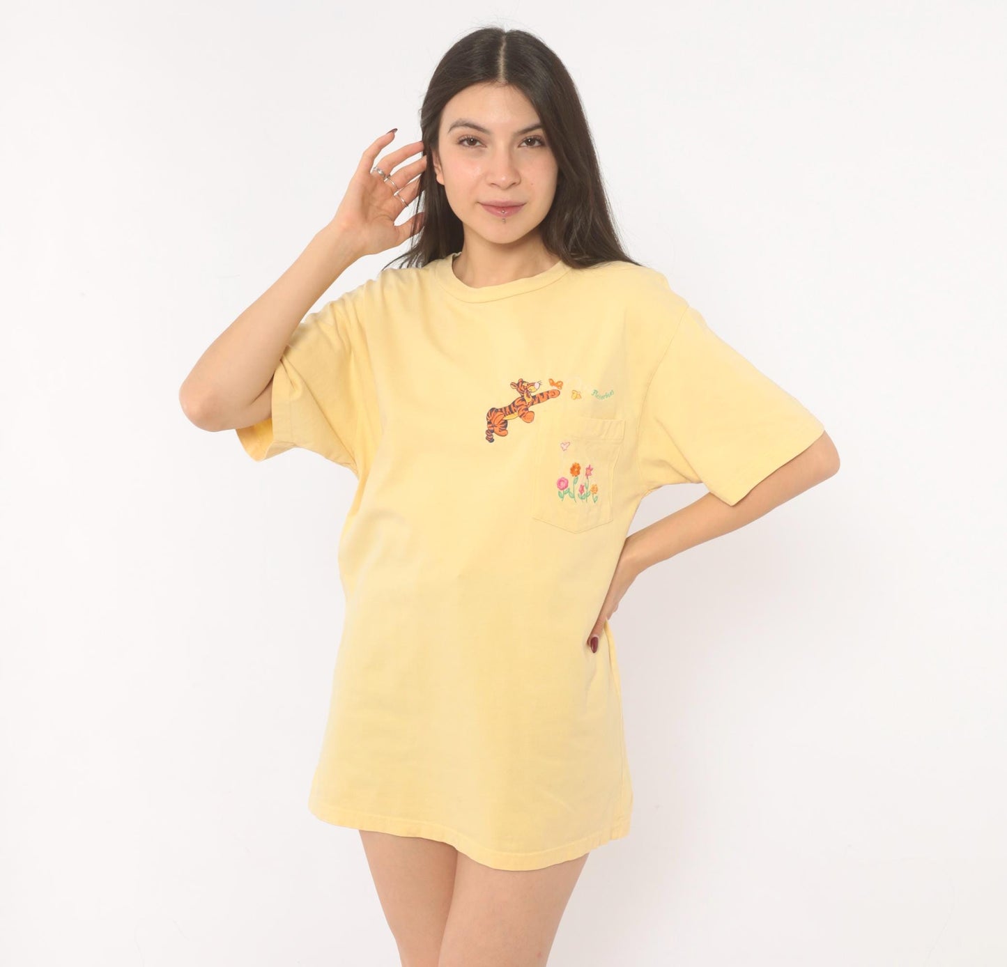 90s Tigger Embroidered Tee Disney Store Yellow Cotton Pocket Medium M