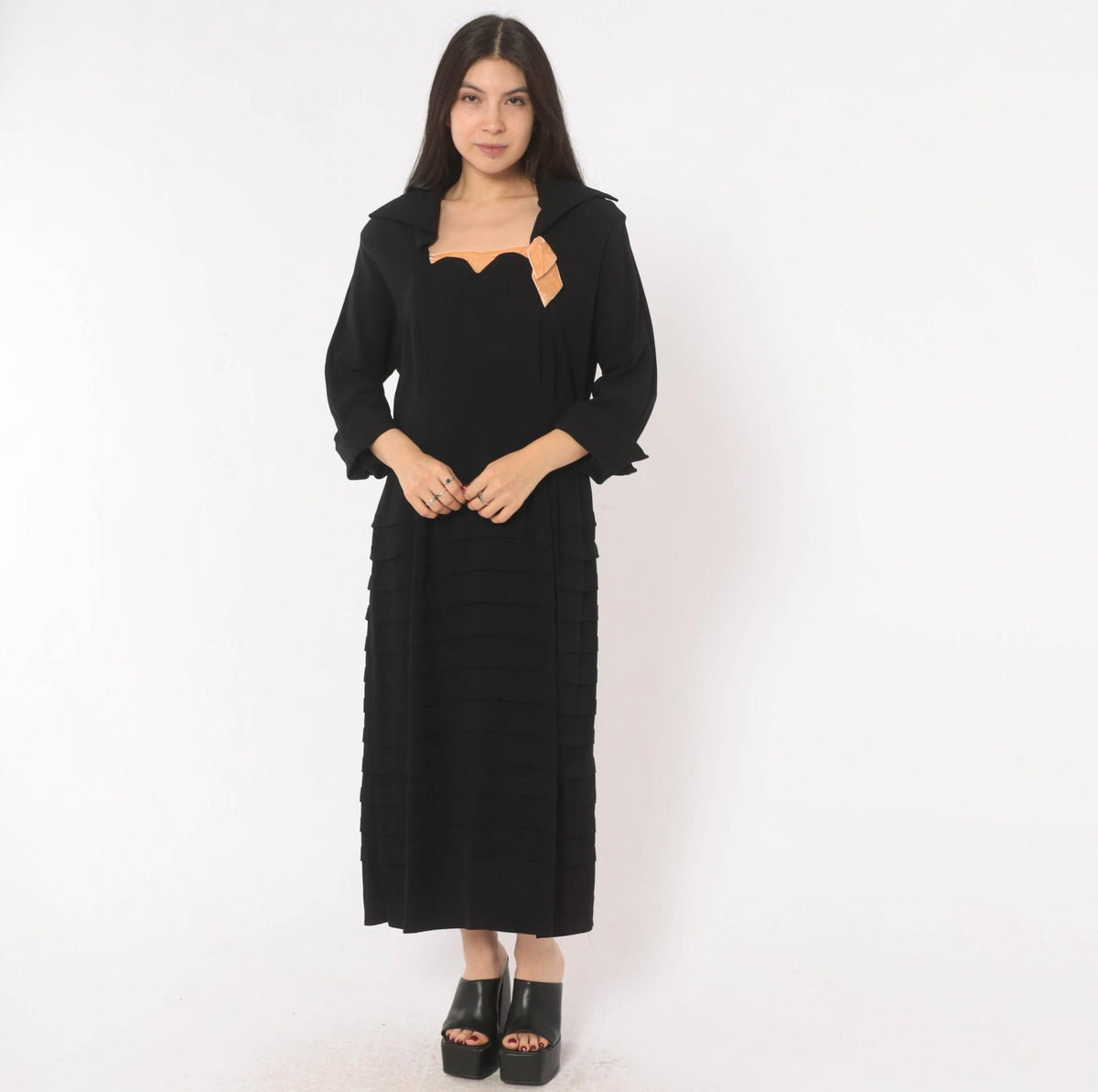 1940s Black Velvet Maxi Dress Scalloped Neckline Tiered Skirt Extra Large XL