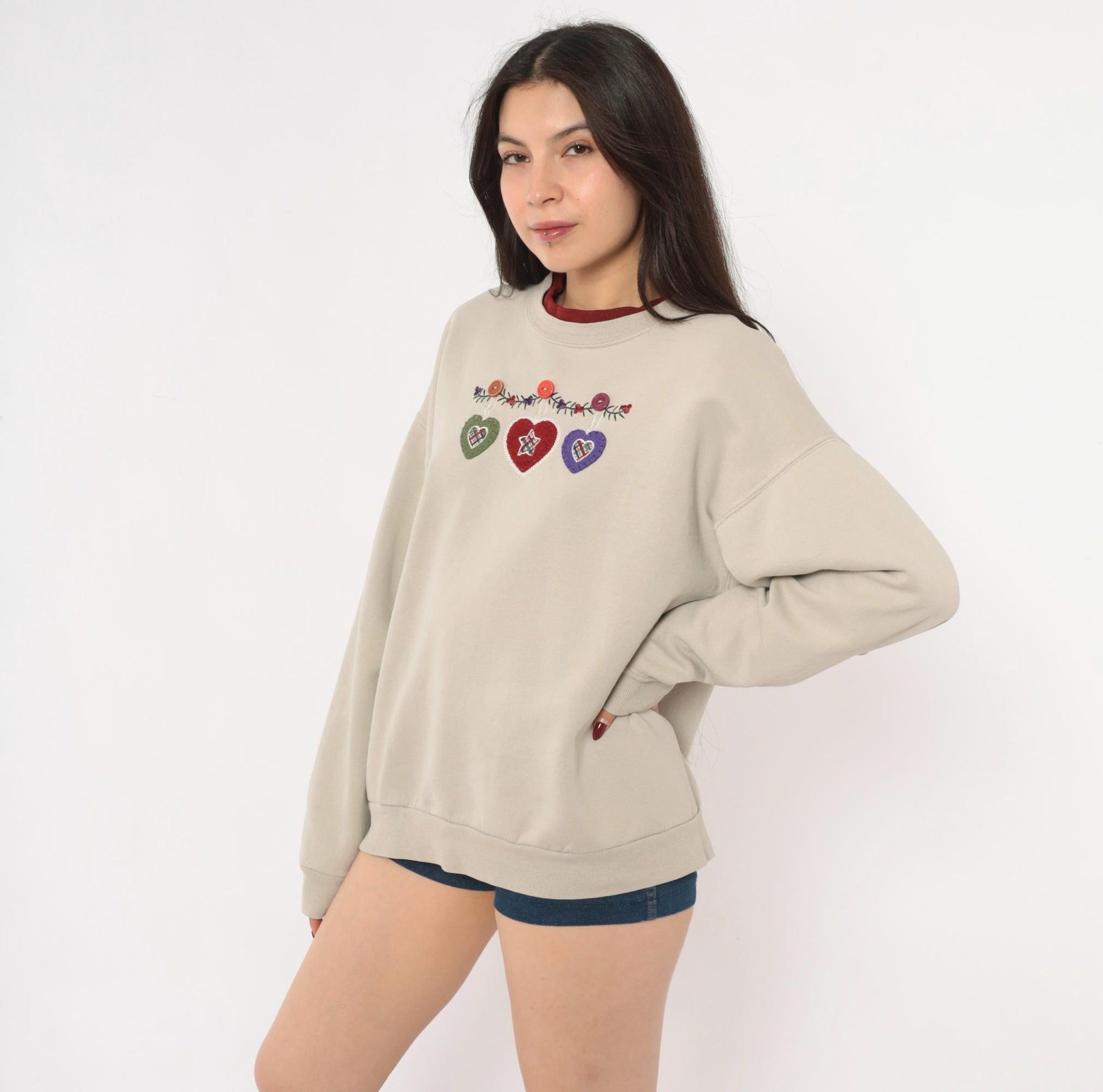 90s Taupe Crewneck Sweatshirt Heart Applique Folk Art Embroidered Medium M