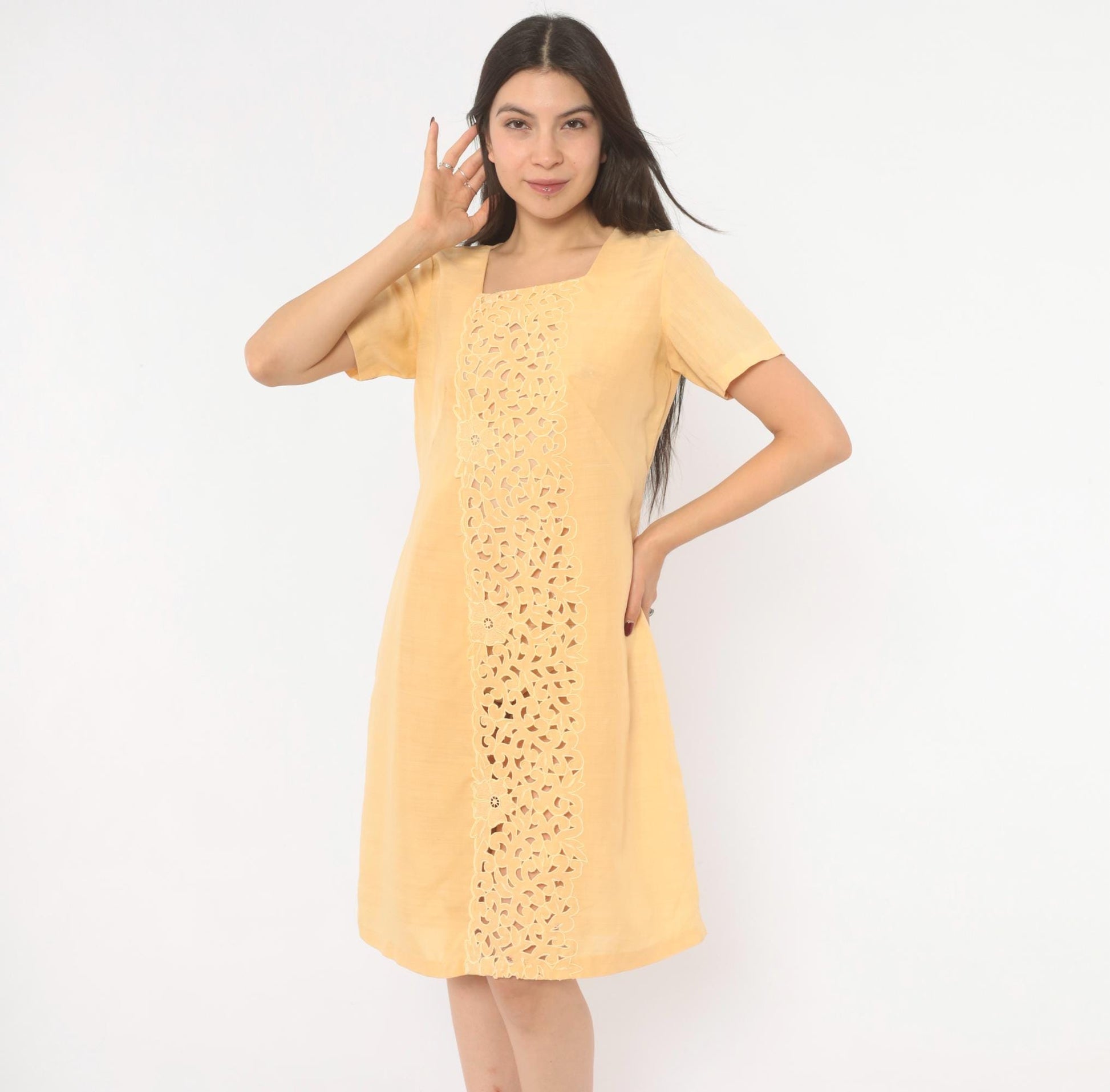 80s Peach Cutwork Lace Shift Dress Cotton Square Neck Floral Embroidered Small