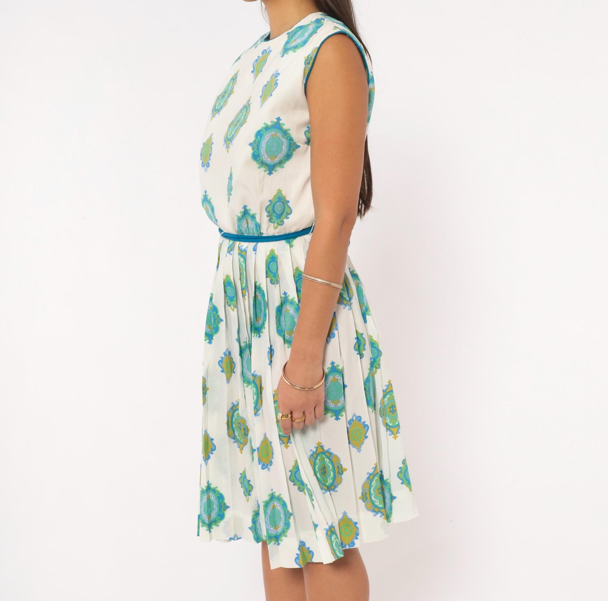 60s R & K Originals Medallion Print Dress Teal White Pleated A-Line Medium